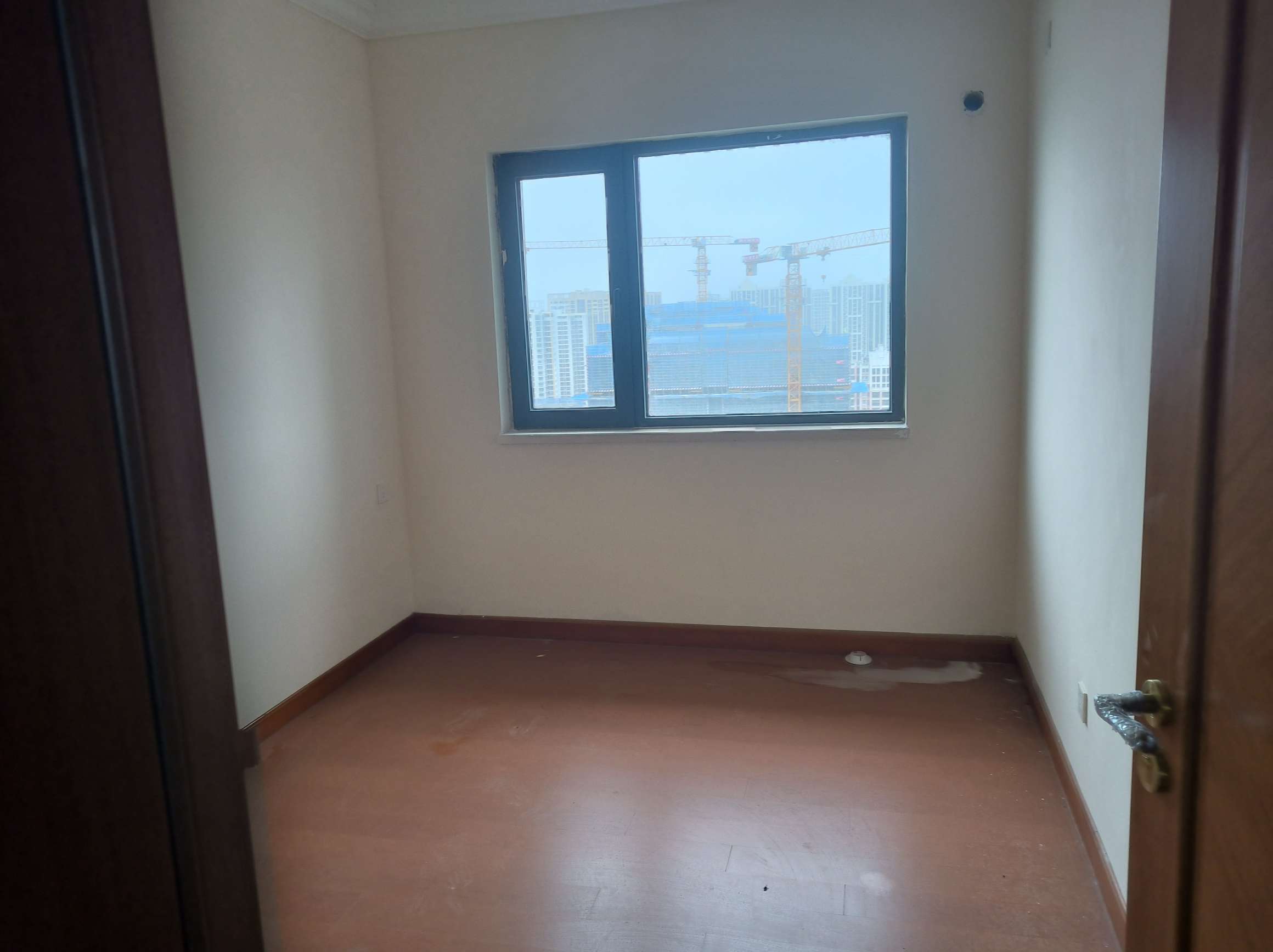 恒大御府 110平 精装三室 南北通透 交通便利学区房_7
