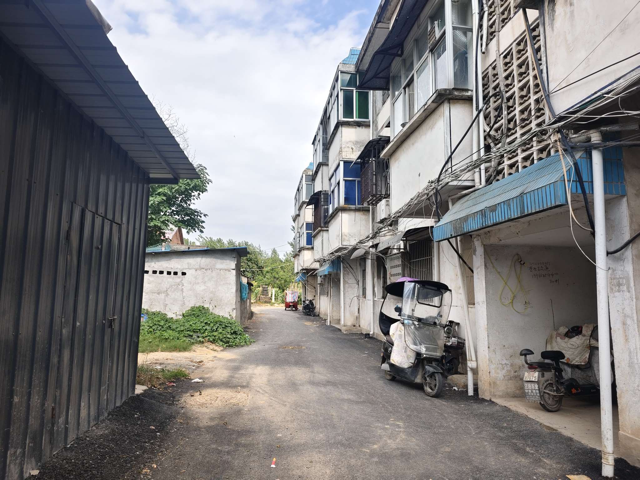 西门外龙潭北路 80平 三室两厅 满两年 简装交通便利_6