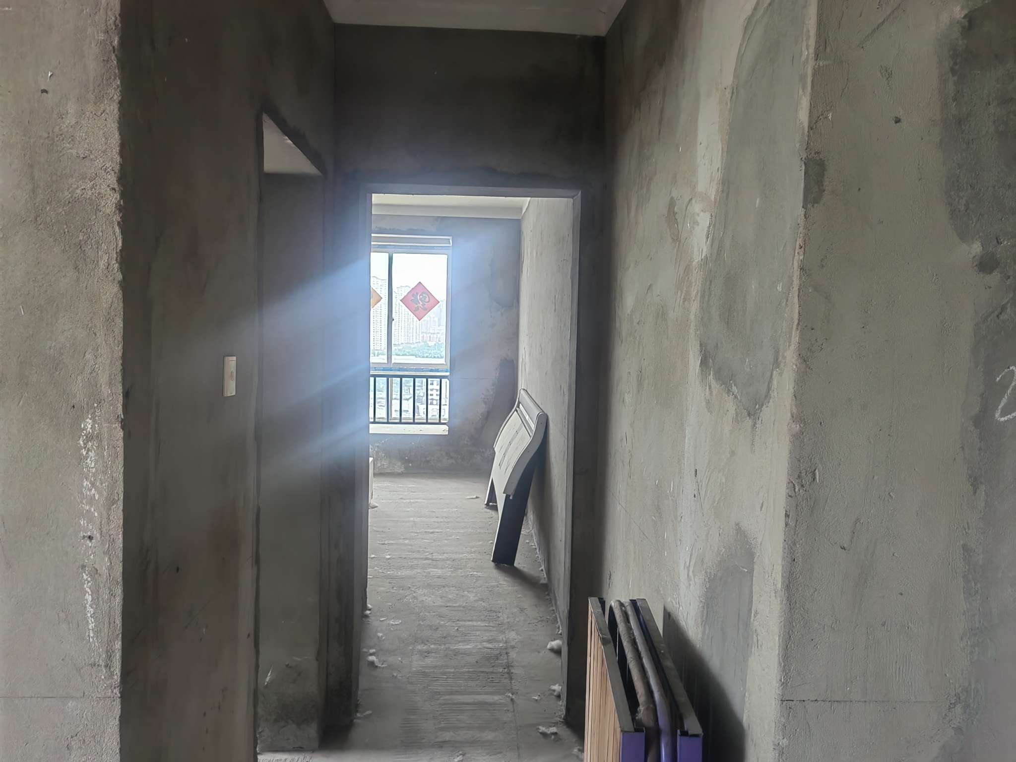 东城国际 104平 三室两厅 南北通透 配套齐全 毛坯房_11