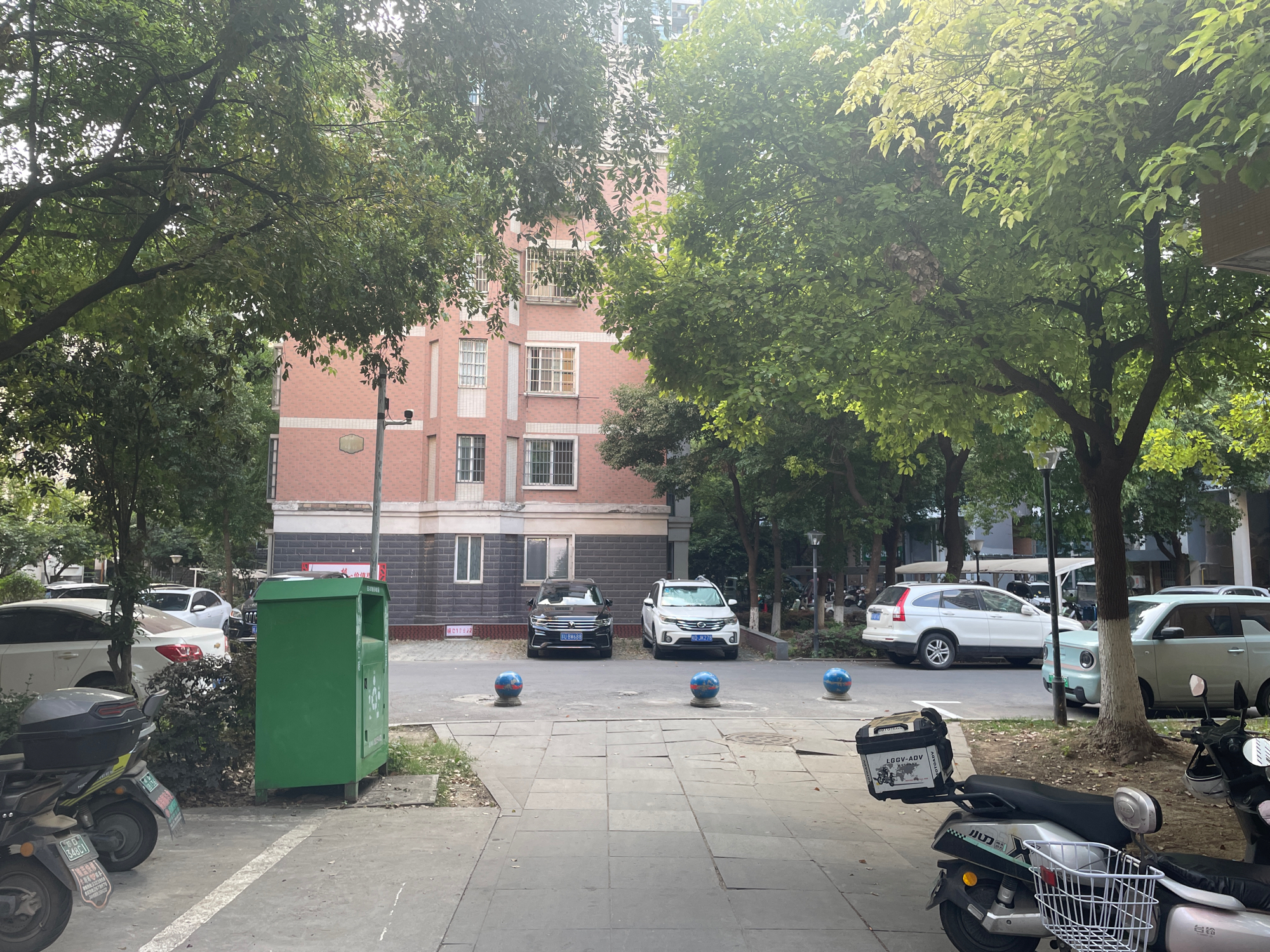银鹭万树城 75平 精装两室两厅 随时看房 配套齐全_9