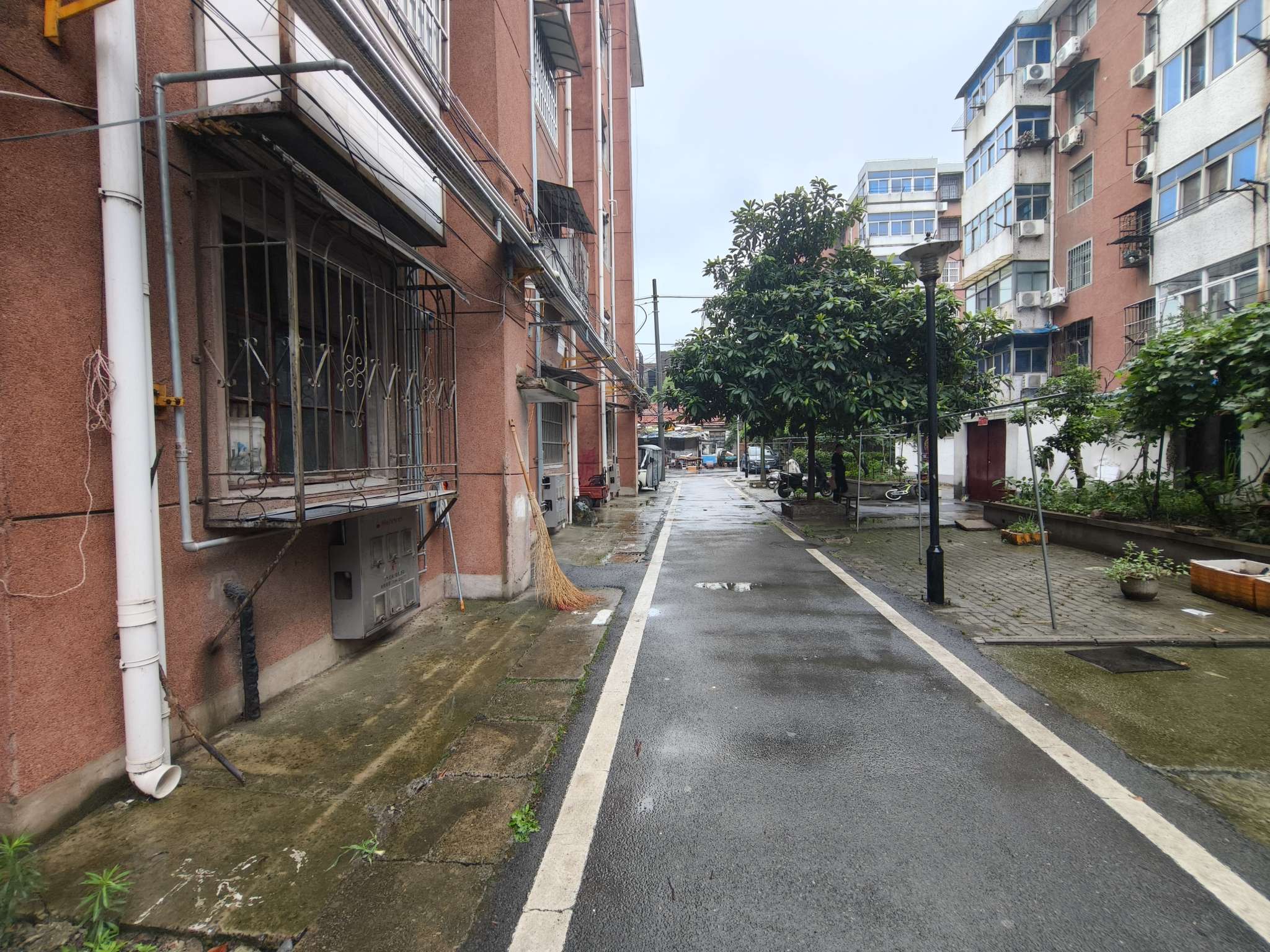 谢二中村文明小区 59平 两室一厅 交通便利 简装低总价_6