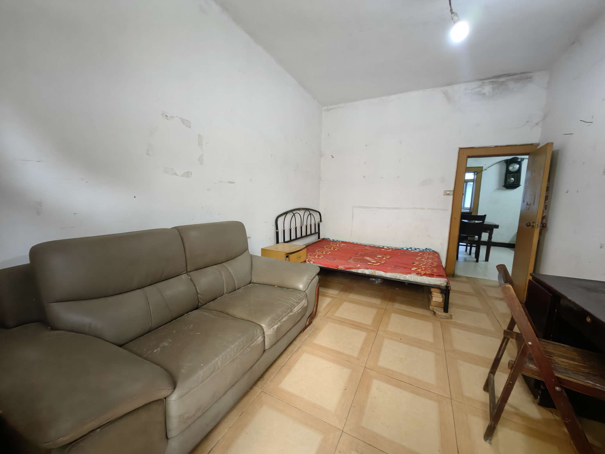 基建村 70平 两室一厅 学区房 交通便利 配套齐全_6