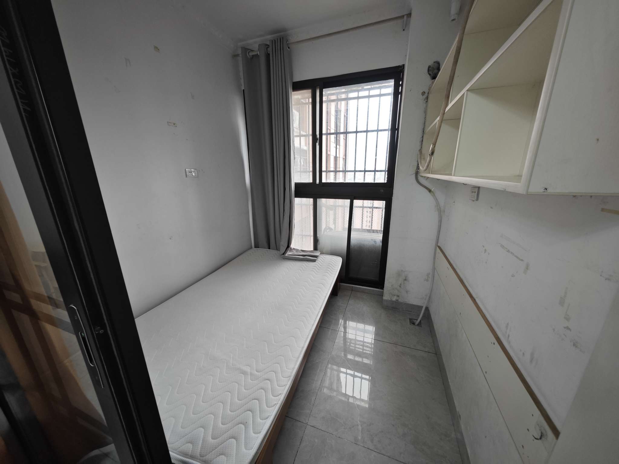 汇金广场金装一室一厅领包入住_4
