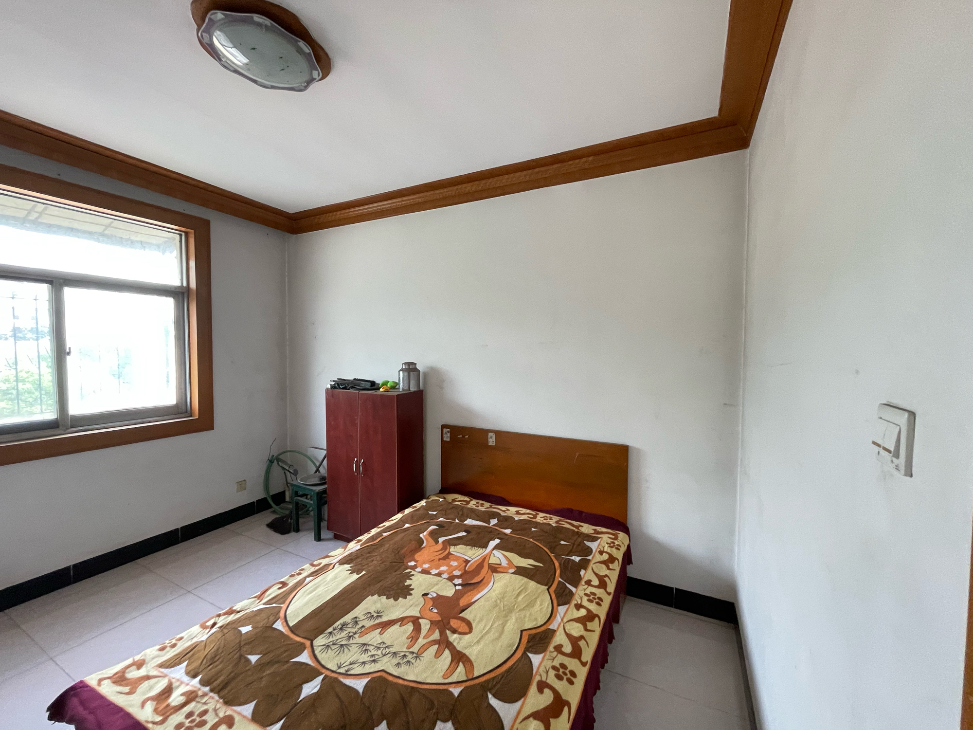 急售 三小育才楼 3层 简装 两室一厅 约90平方 _7
