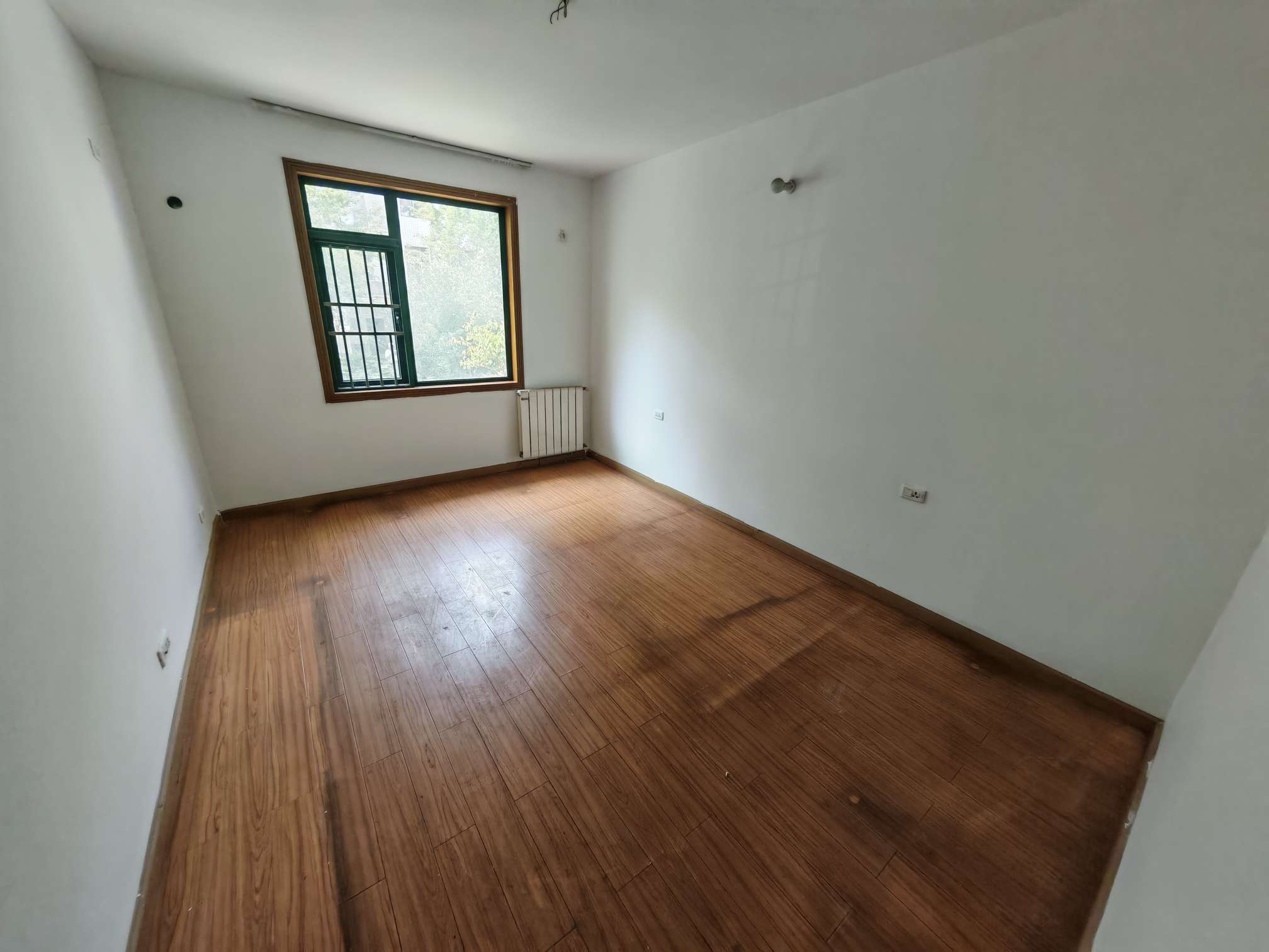 南山村D区 3室2厅 简装 出售_3