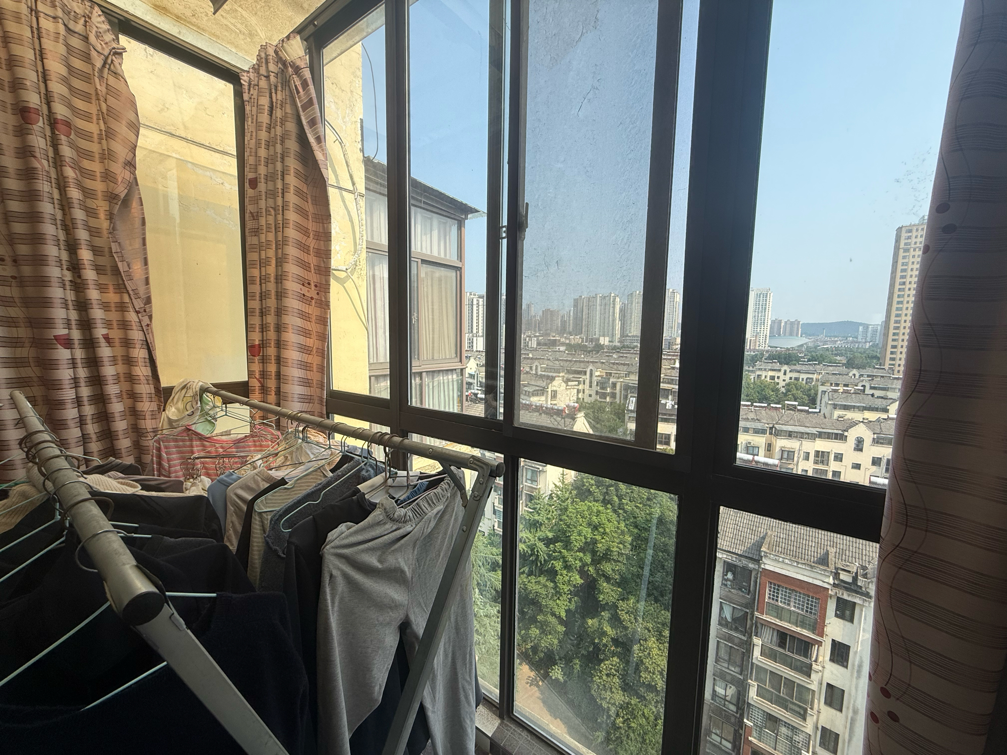 上品印象 90平 南向两室一厅 交通便利 普装好房_6