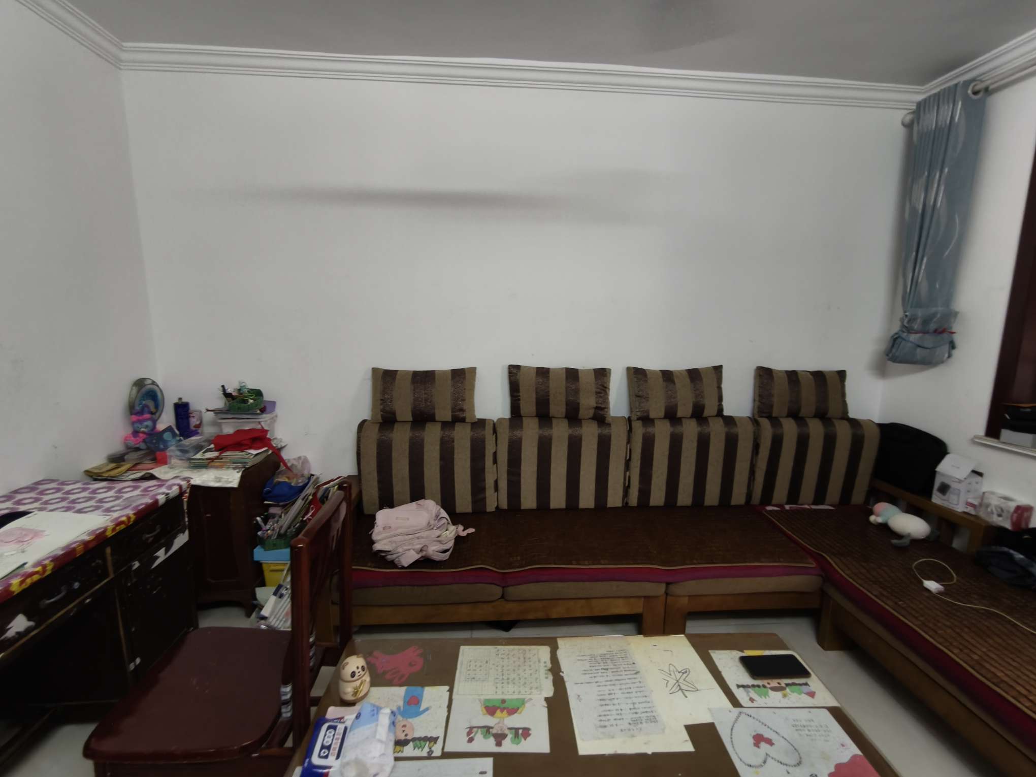 洞泉小区 57平 四室两厅 精装 交通便利_3