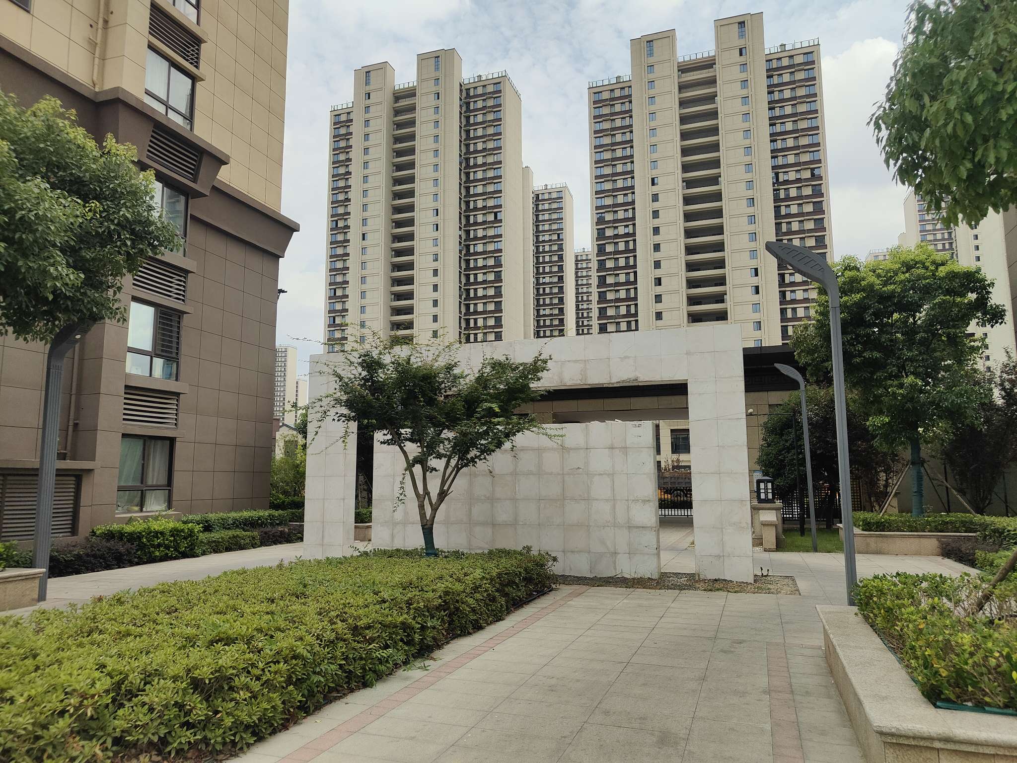 大城1001 117平 精装三室两厅 学区房 配套齐全_5