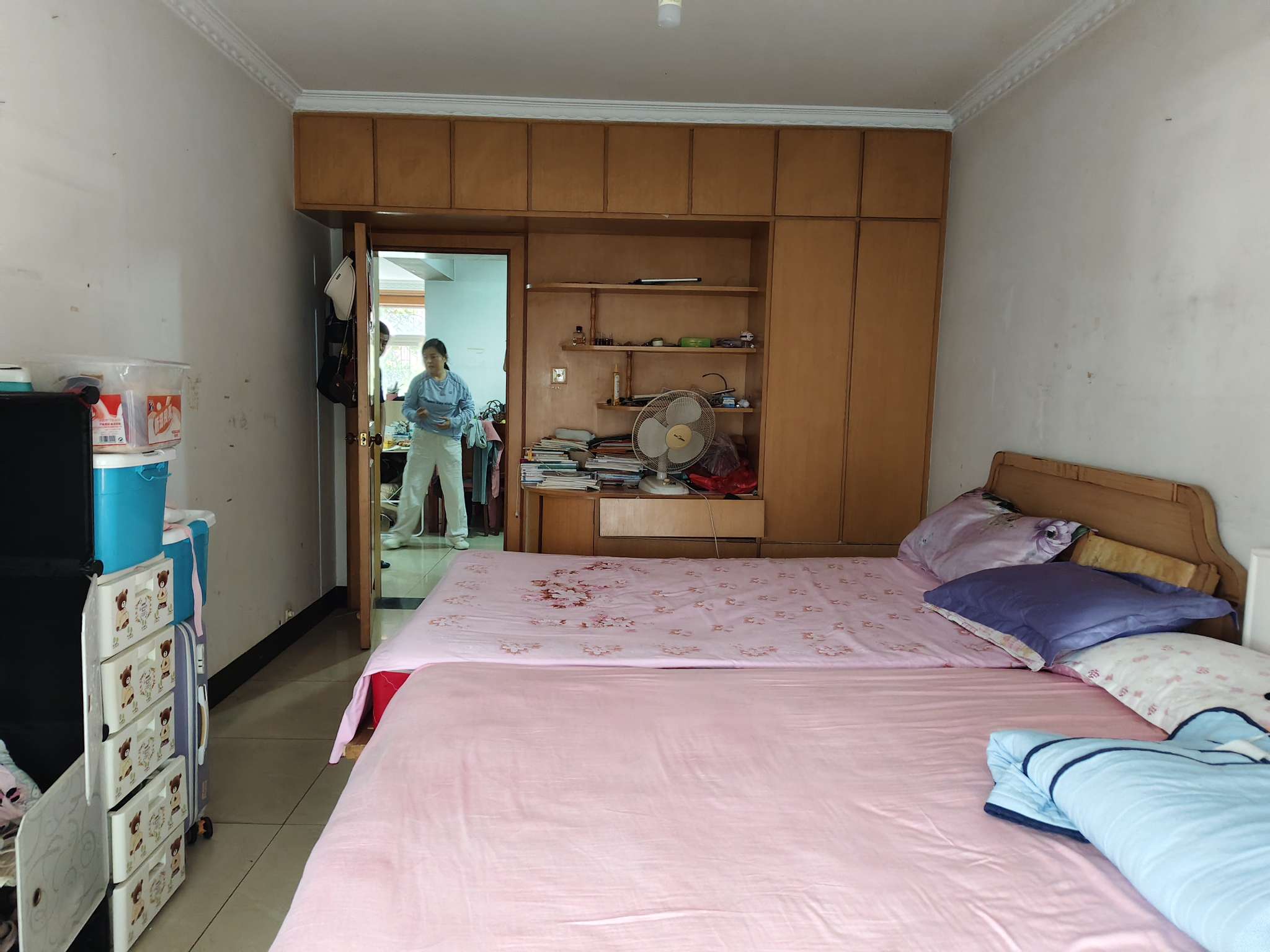正发小区 92平 两室两厅 满两年 交通便利 简装好房_4