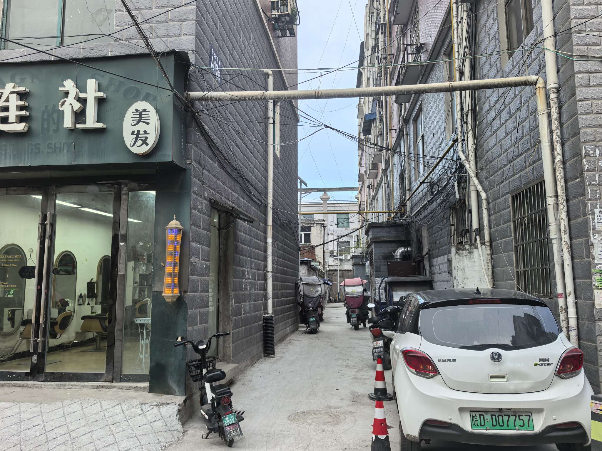 中央花园2室1厅简装出租_9