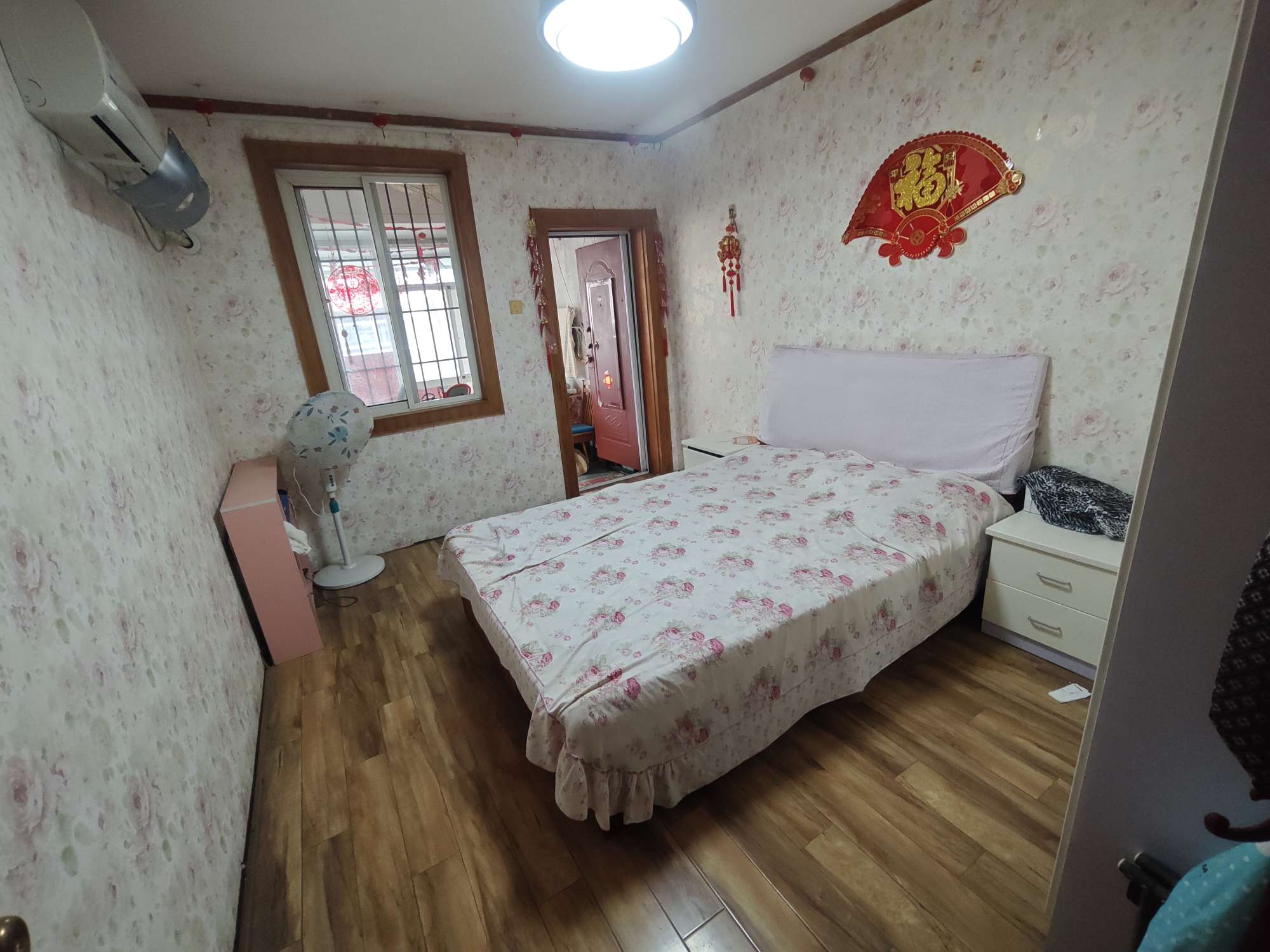 香港街 74平 朝南两室 精装拎包入住 交通便利_16