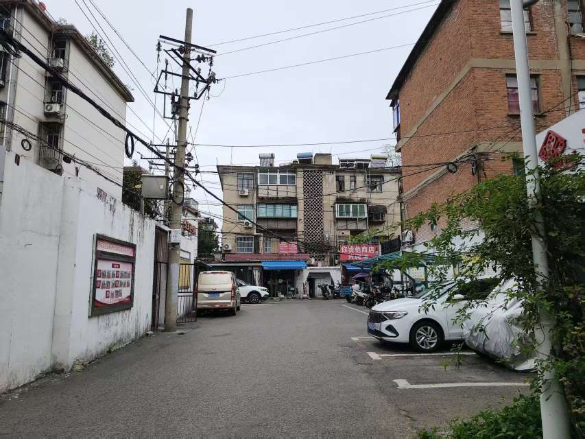 勘探村城建小区 79平 两室一厅 满两年 交通便利 采光好_12