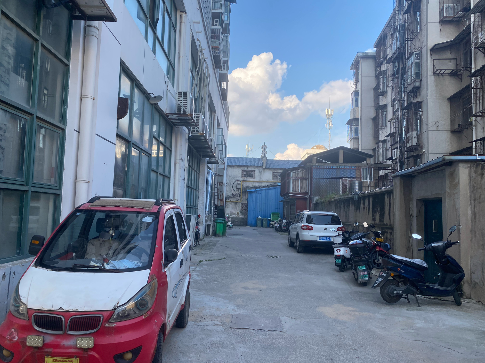 合家福高层 130平 三室两厅 满两年 交通便利 配套齐全_12