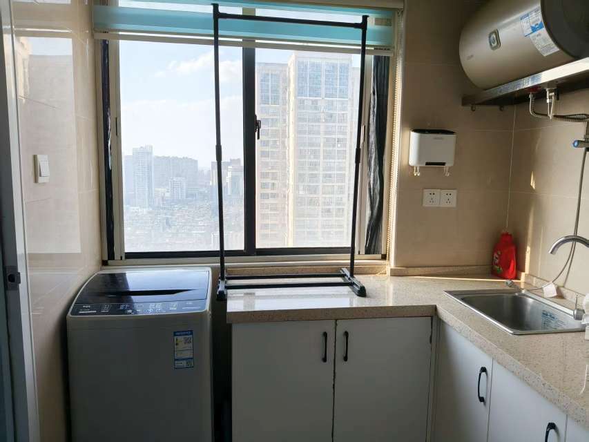 屋托邦青年公寓 37平精装一室 南向通透 满两年交通便利_6