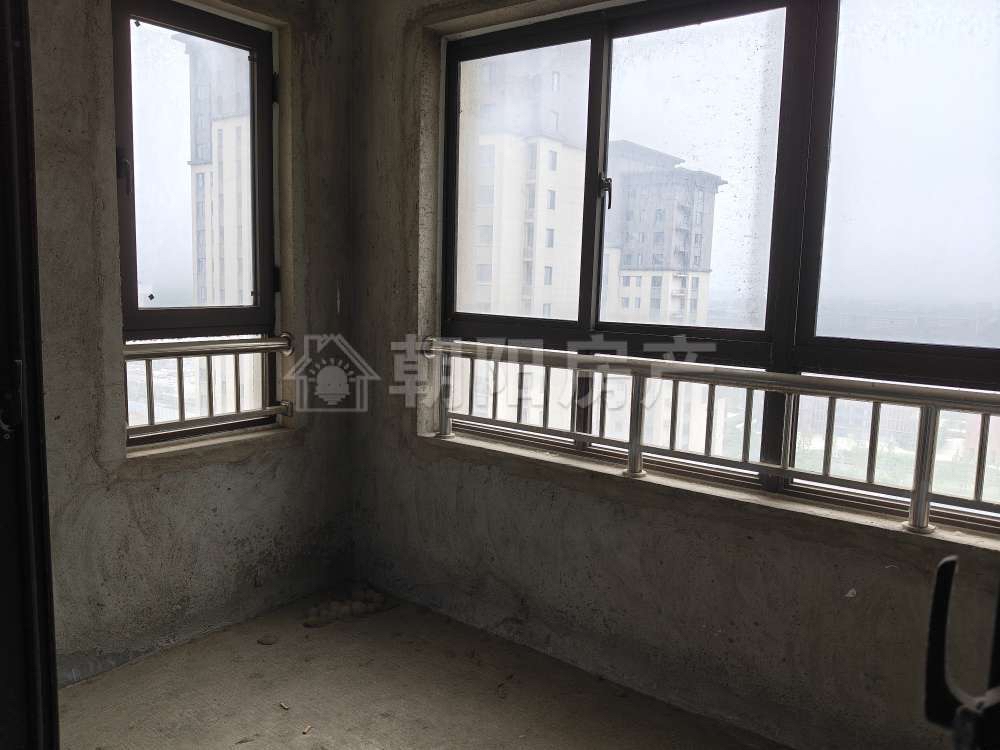 艺山南 147平四室两厅 南北通透 学区房交通便利_9