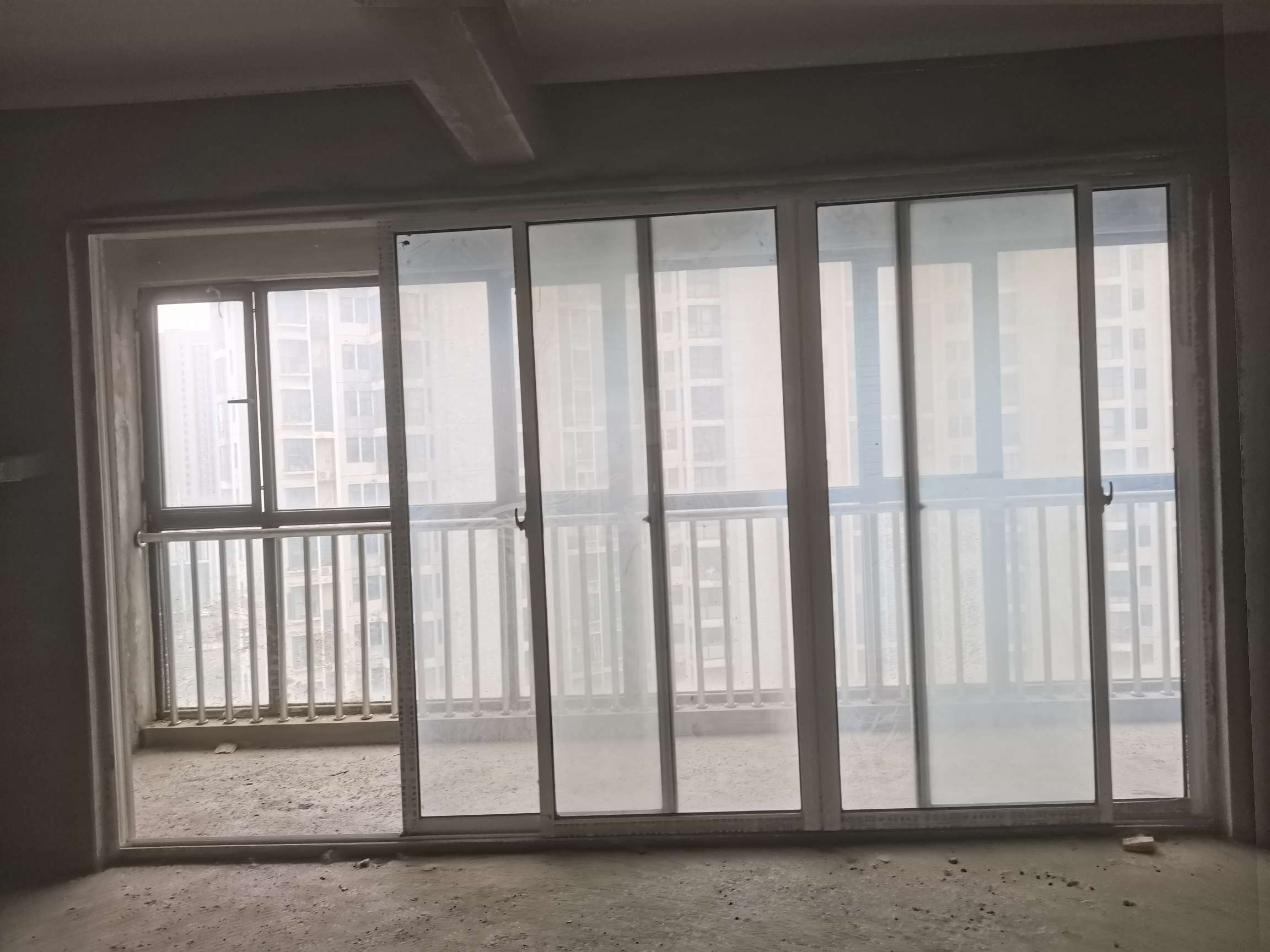 力达明和绿洲3室2厅毛坯出售_5