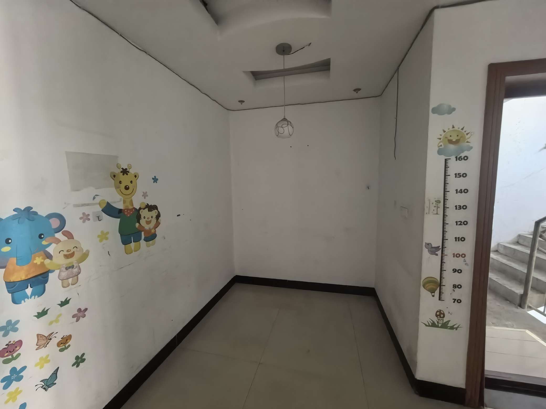 东风小区 90平 南向两室两厅 交通便利 简装出租_7