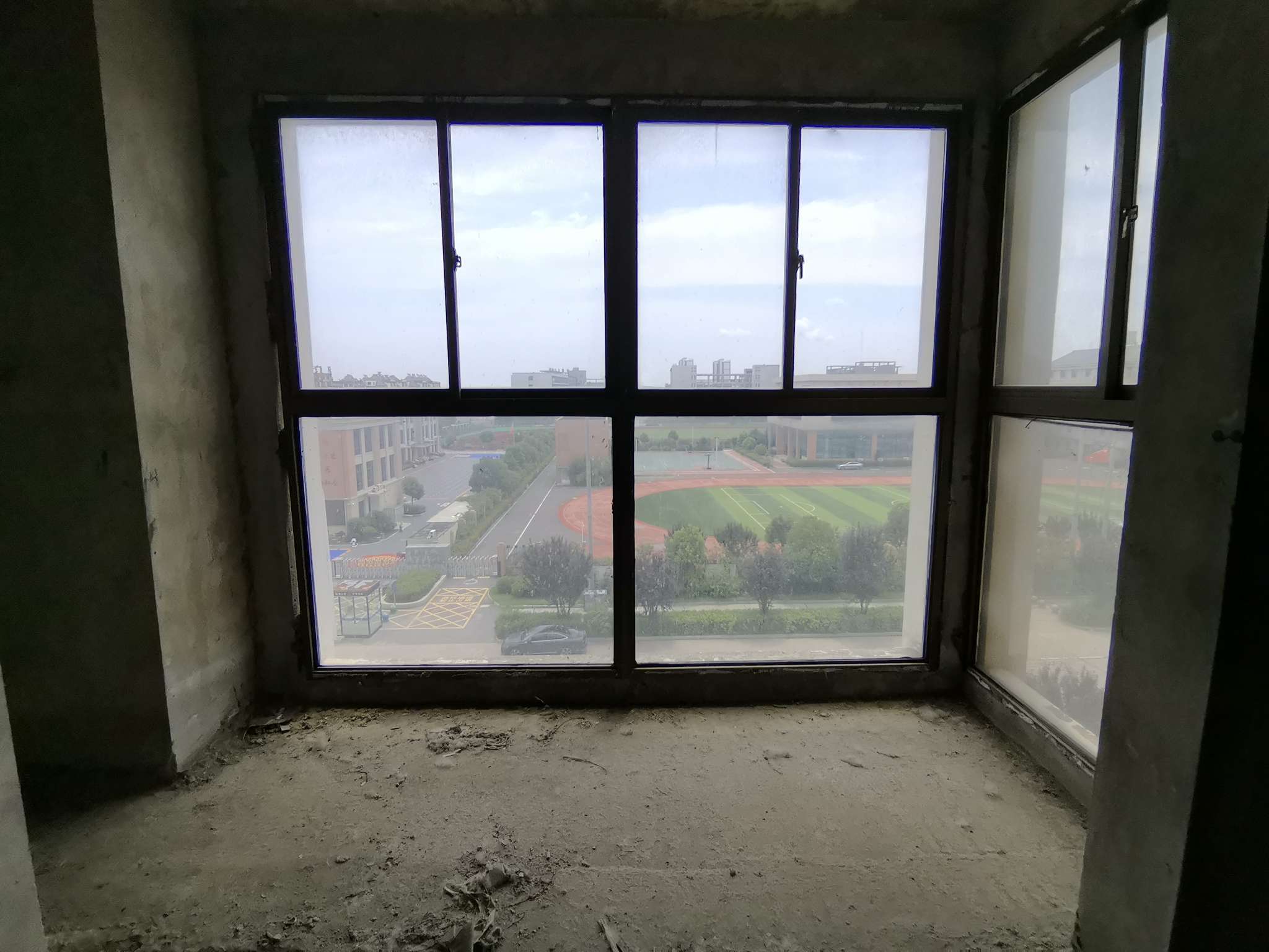 珠江丽景2室2厅毛坯房出售_5