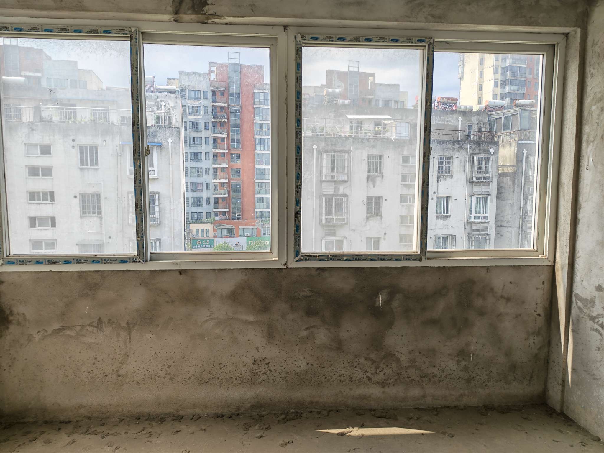 南苑二期 173平 南北通透三室两厅 2530元/平 毛坯房_6