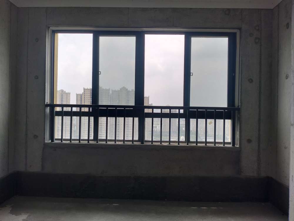 安成雅居二期 126平三室 东向采光好 毛坯随时看房_5