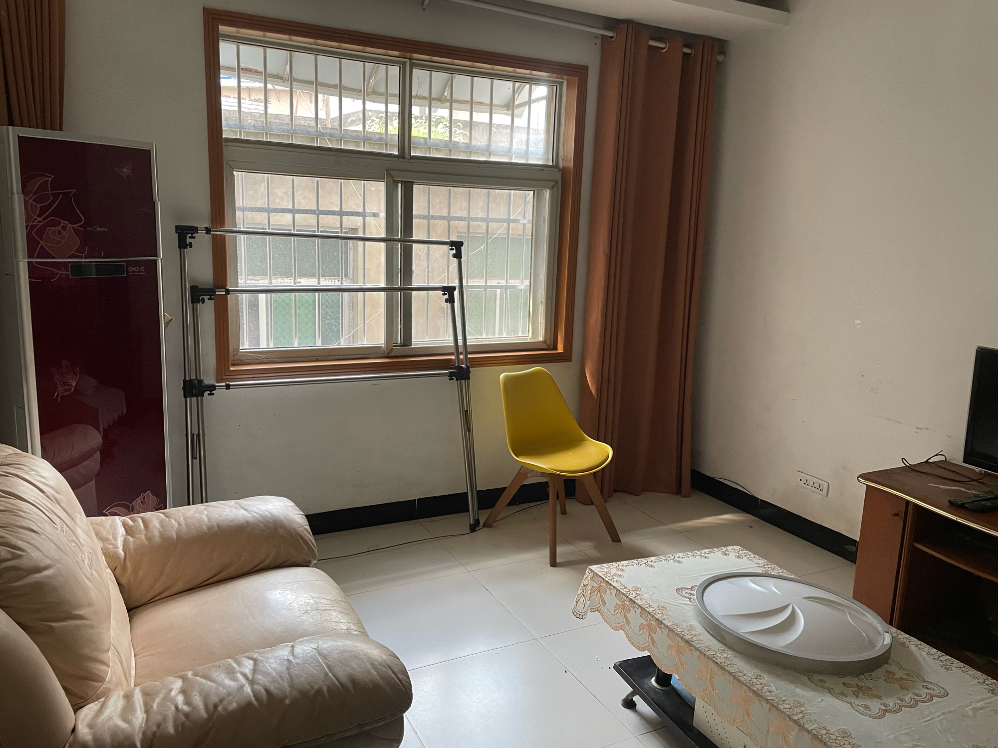 三座窑新村 91平 南北通透两居 交通便利 简装_1