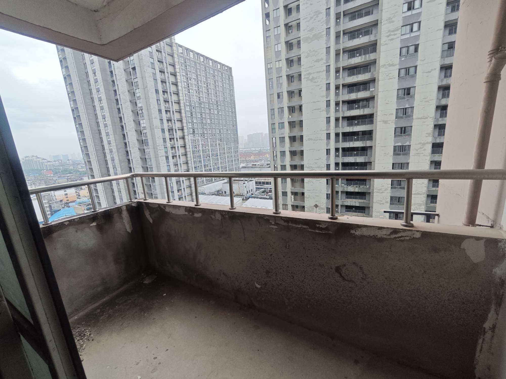 万达广场 83平 南向两室 满两年 交通便利 随时看房_6