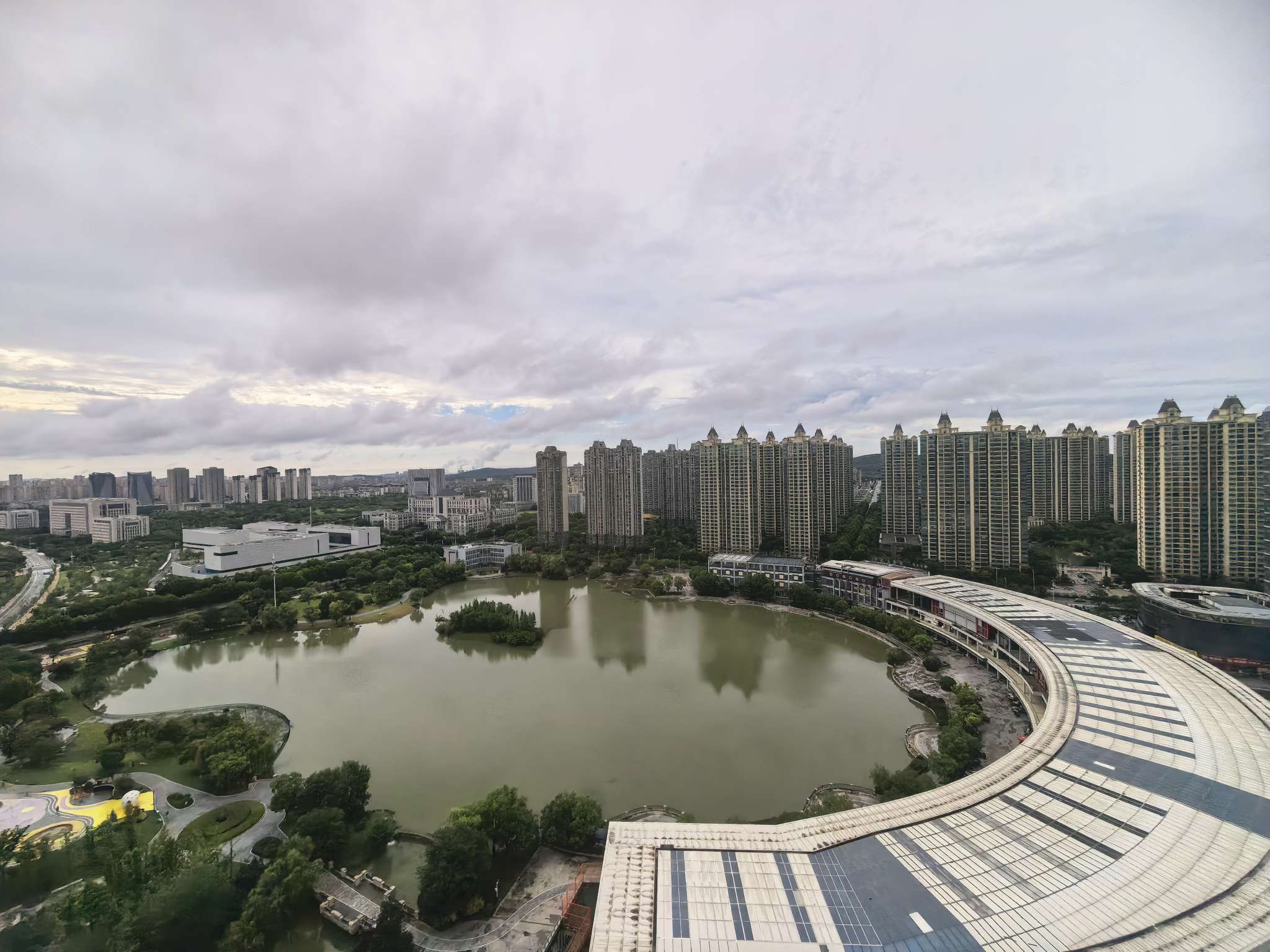 万茂华府 132平 南向三室毛坯 学区房 配套齐全_14