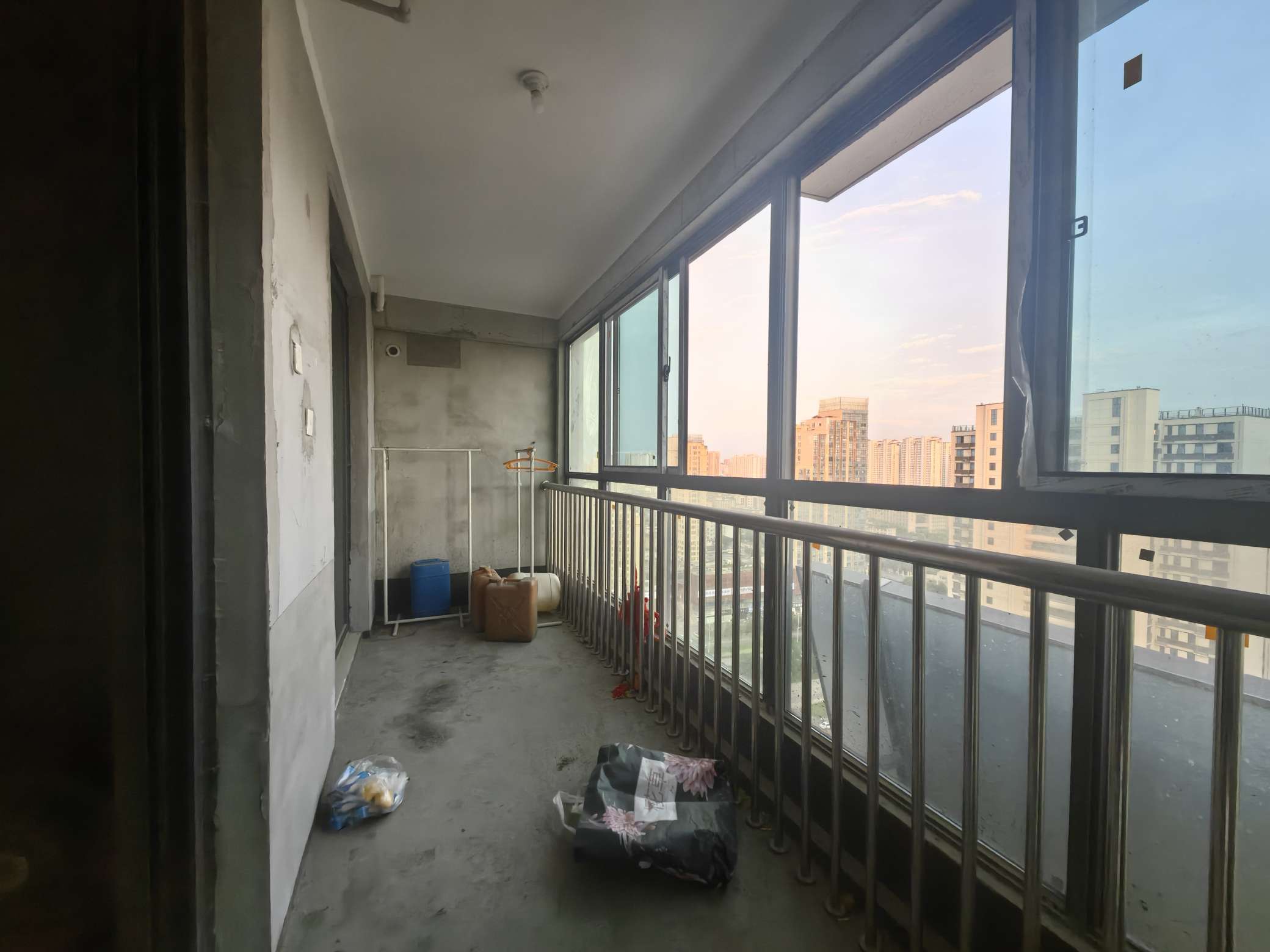 向阳苑 97平 南北通透三室 交通便利 毛坯现选_16
