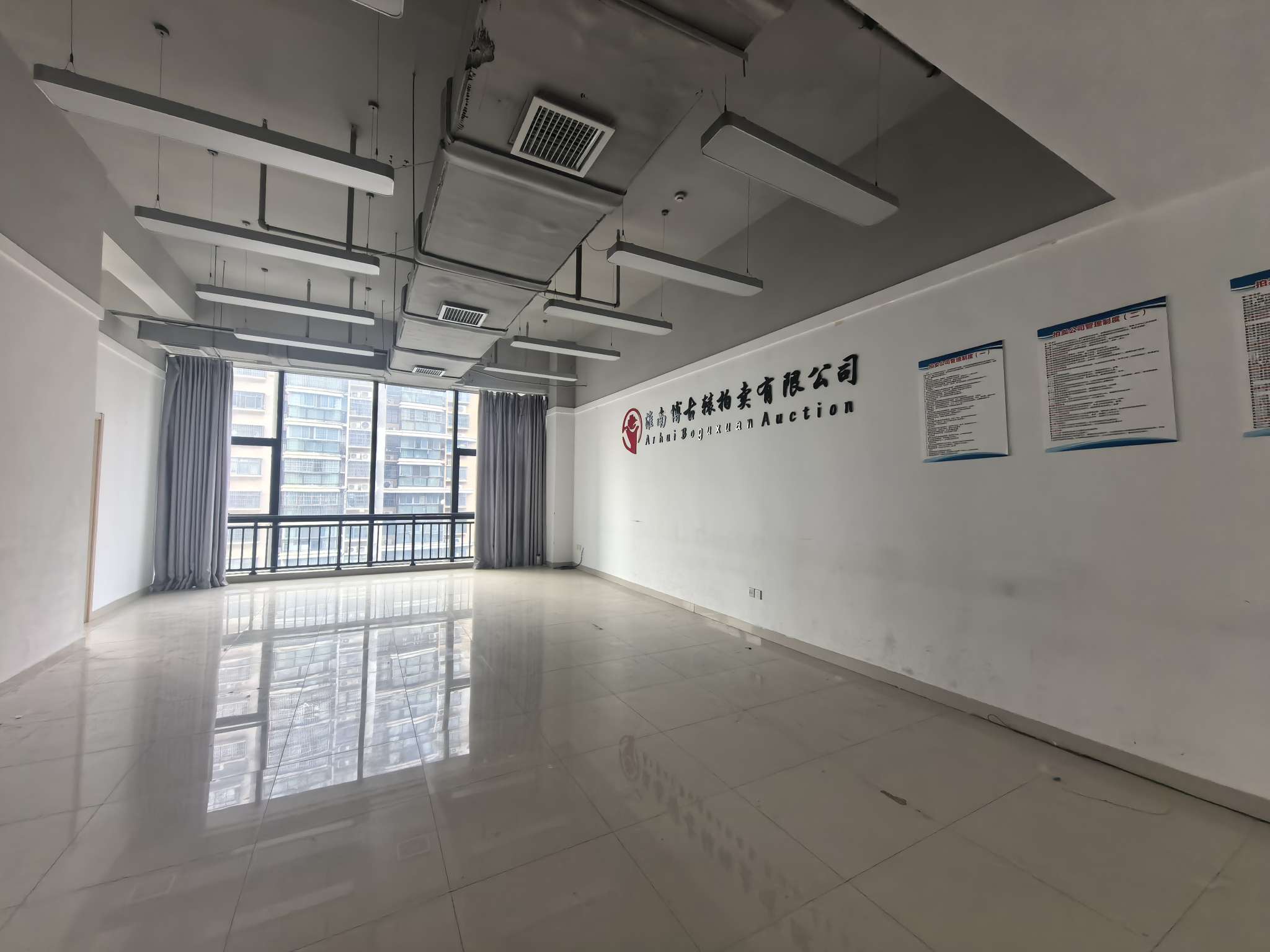 金地环球港 108平 临街旺铺 有上下水 简装出租_4