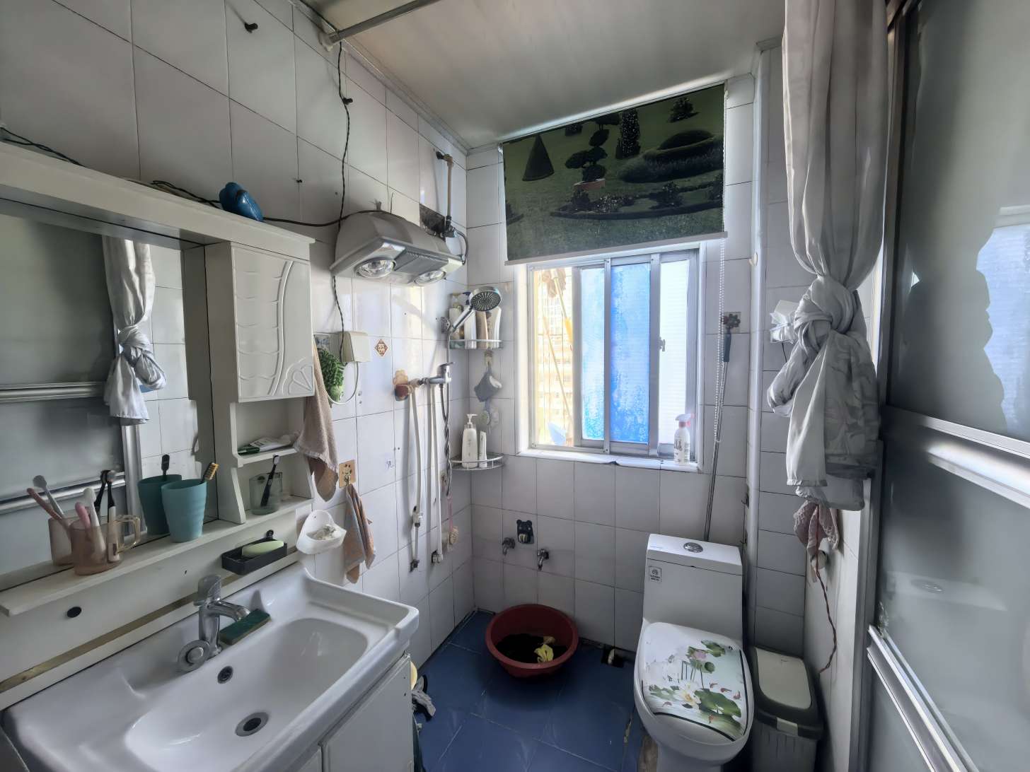 洞二小商住楼 70平 精装两室 交通便利 配套齐全_9