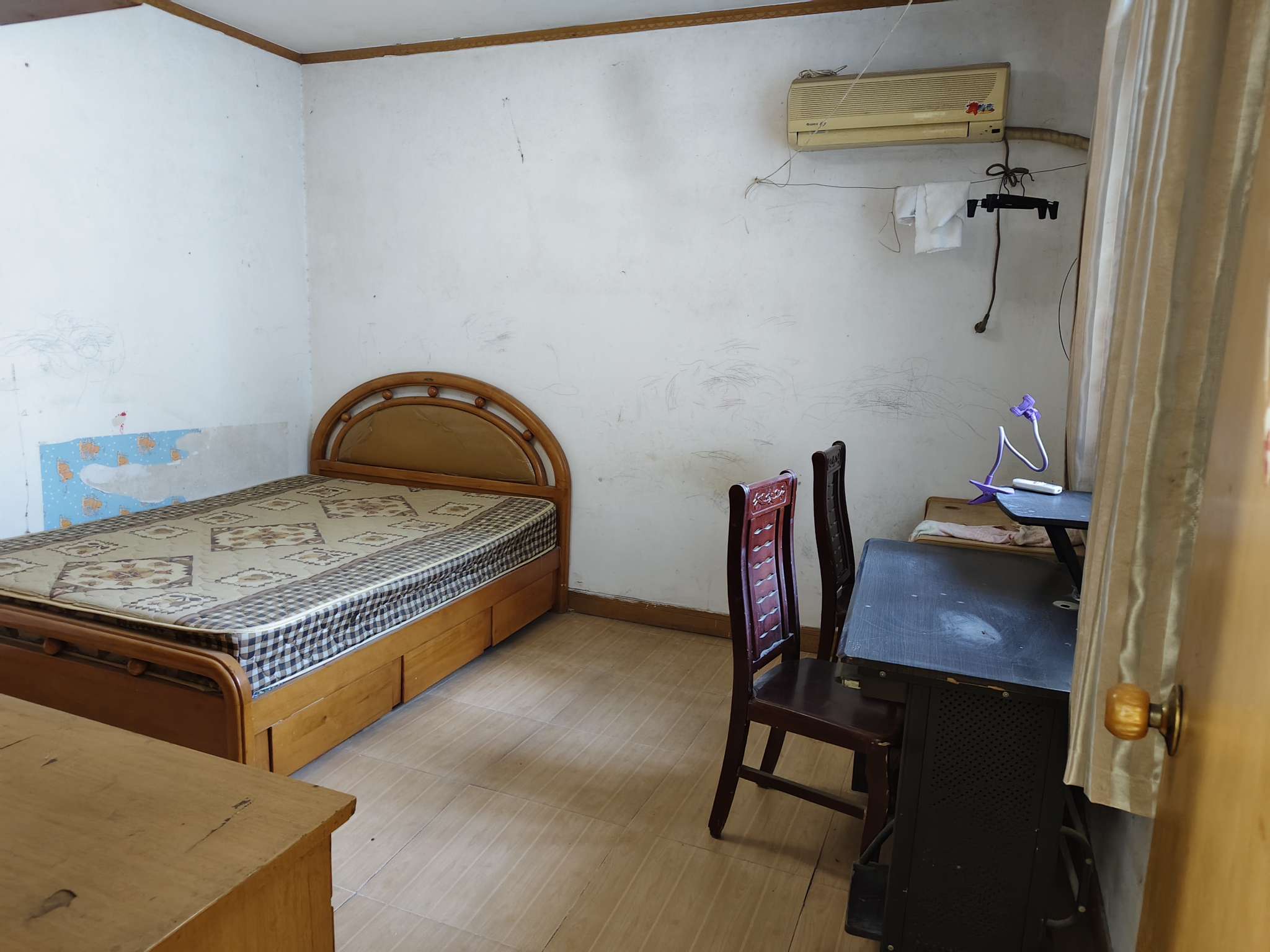 广场小区 75平 朝南两室一厅 免税学区房 交通便利随时看房_3