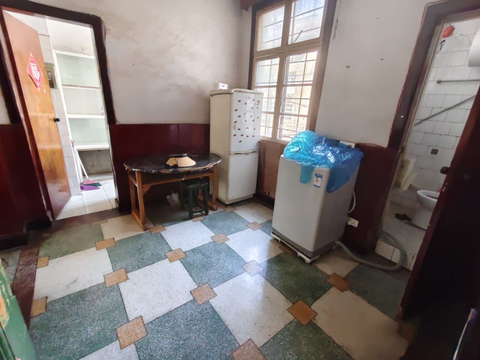 基建村 58平 3室2厅 南向采光好 学区房 交通便利 简装出租_2