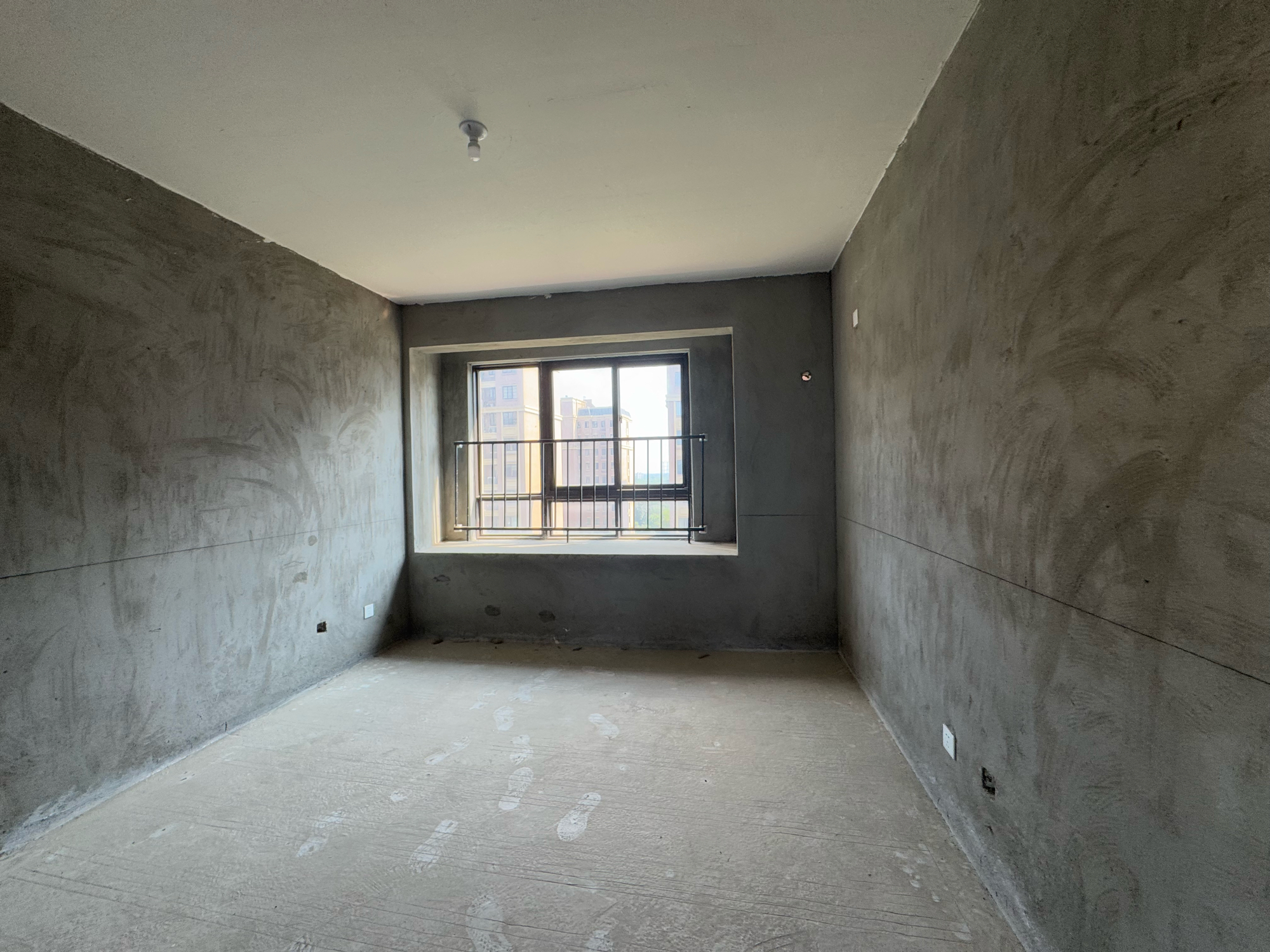 泉山湖公园里 109平 三室二厅 满五唯一 学区房 交通便利_4