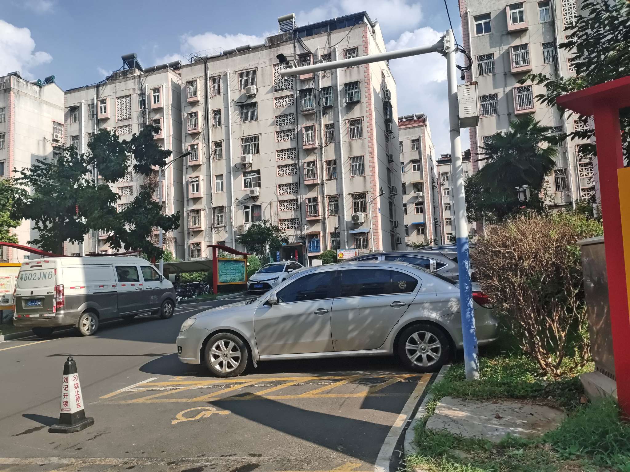 金玉新村 85平 两室两厅 学区房 满两年 交通便利 随时看房_13