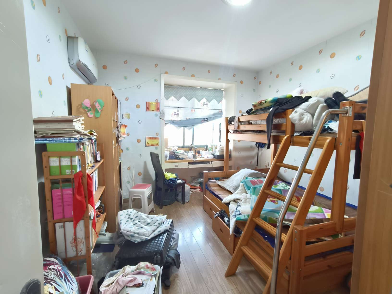 龙湖汇景 137平 三室两厅 学区房 交通便利 随时看房_10