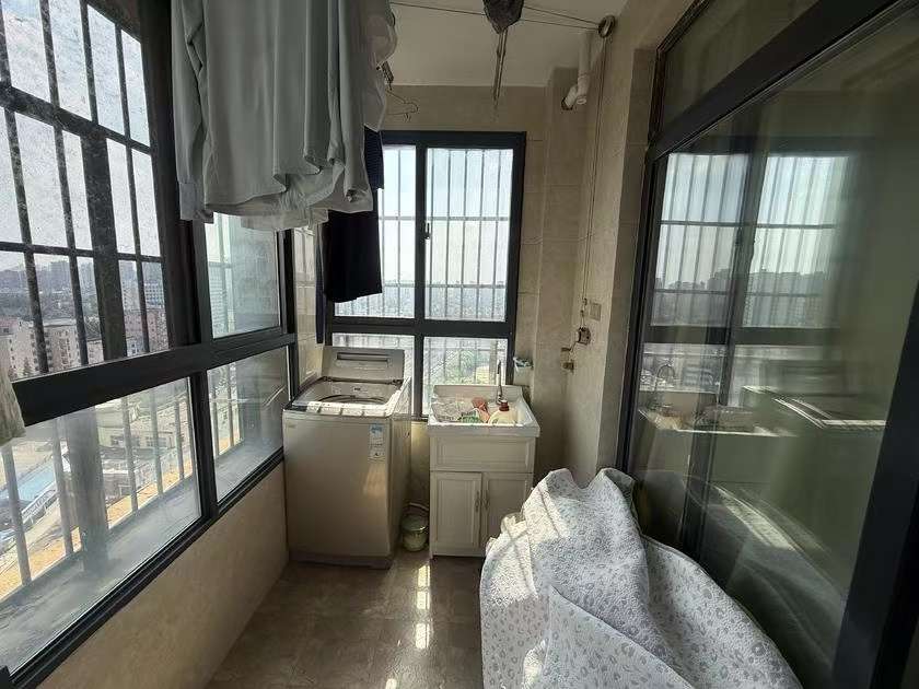 及第城 110平 南向三室两厅 精装好房 学区房交通便利_9