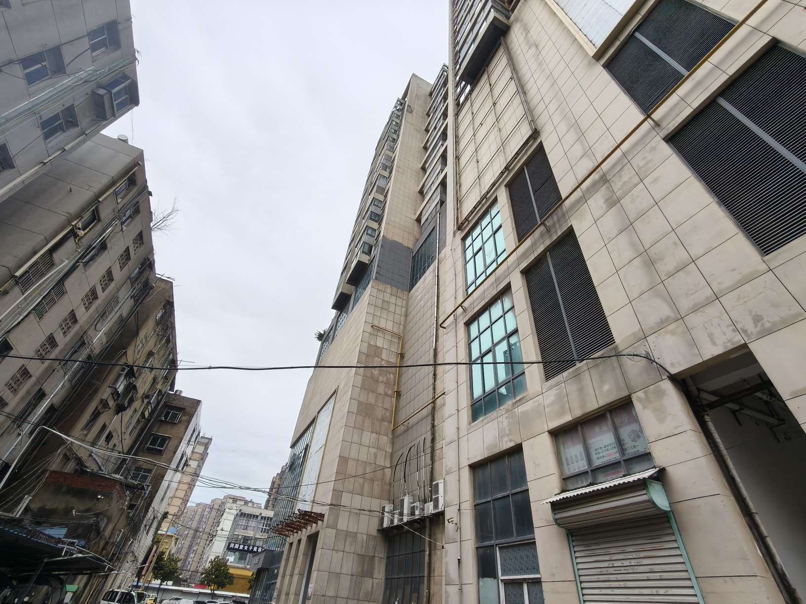 金格商厦 95平 南向两室两厅 学区房 毛坯 随时看房_18