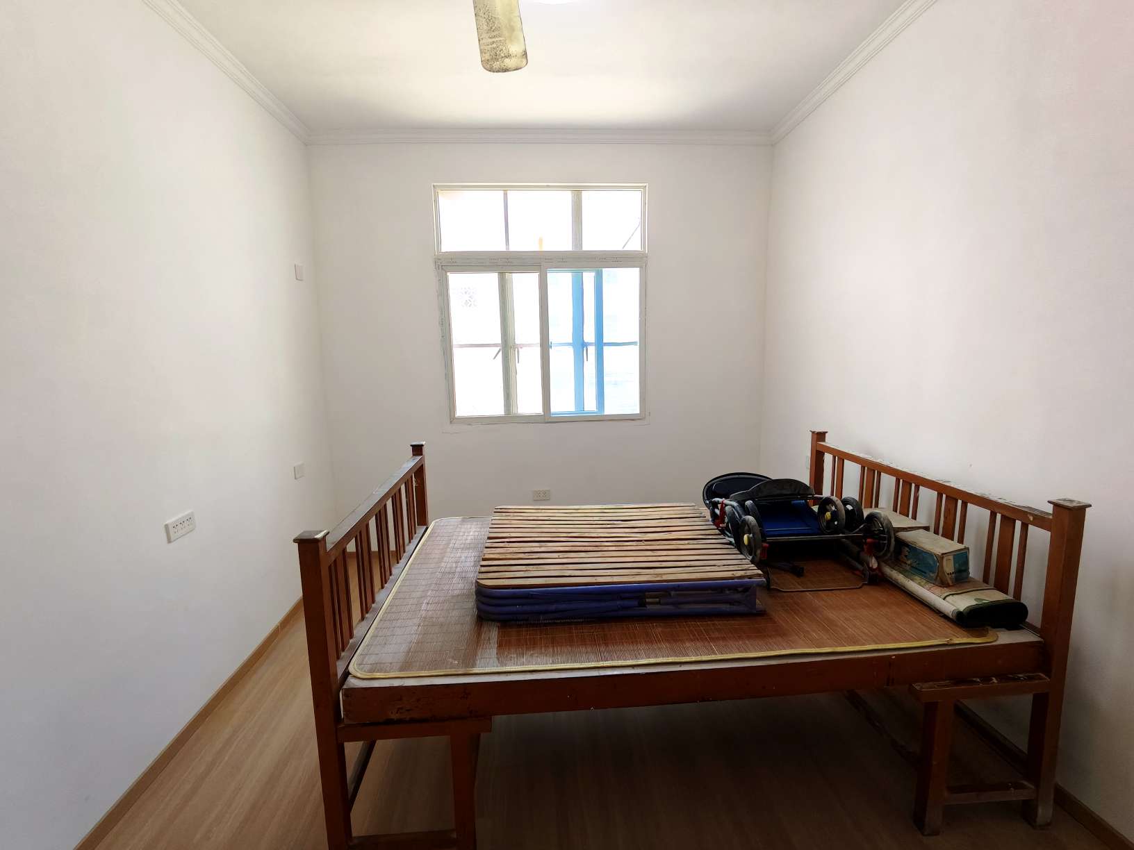 东淮村 47平 南向两室 满两年 单价3404元/平_3