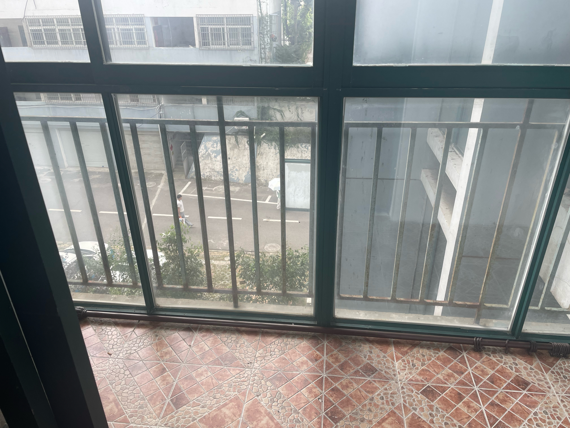 绿城花园 45平精装一居 交通便利学区房 随时看房_4
