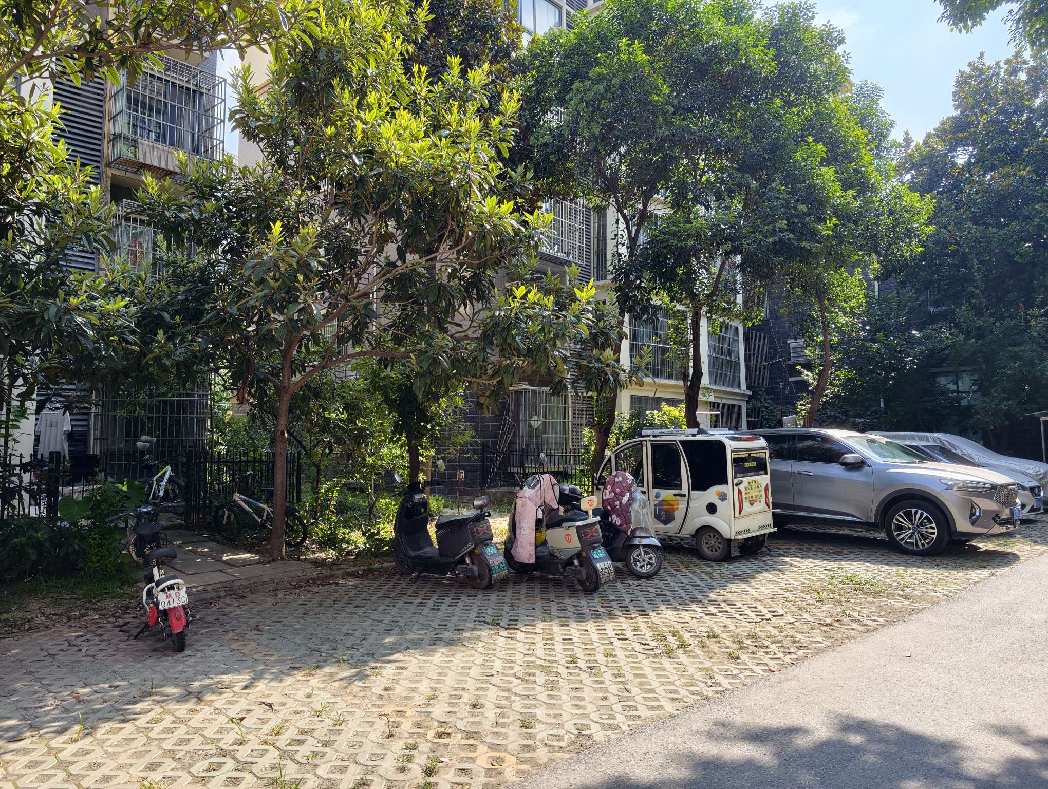 嘉和名城 98平 精装三室 南北通透 学区房交通便利_12