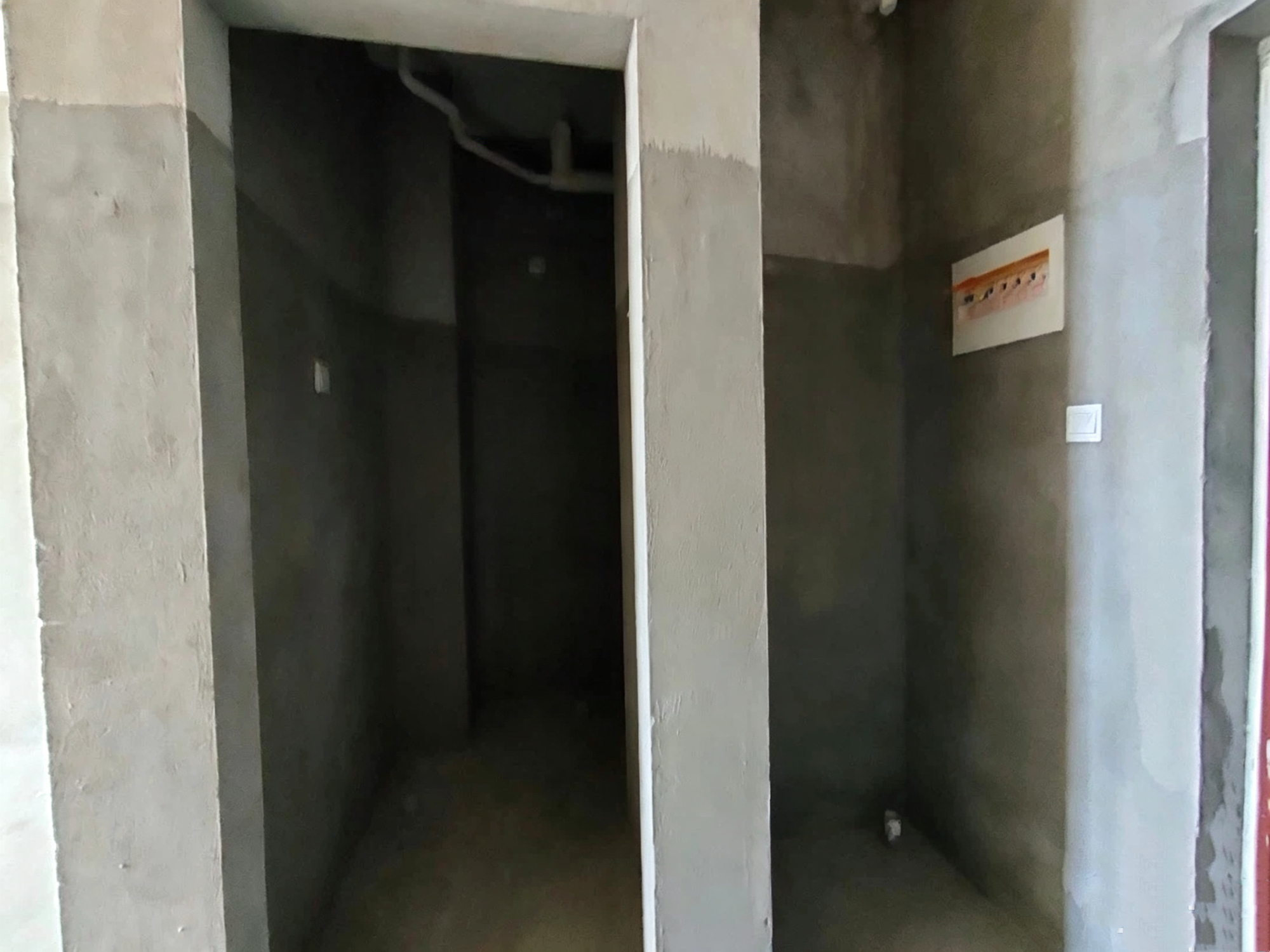中城建城市国际中心 46平 南向一室 交通便利 毛坯_7