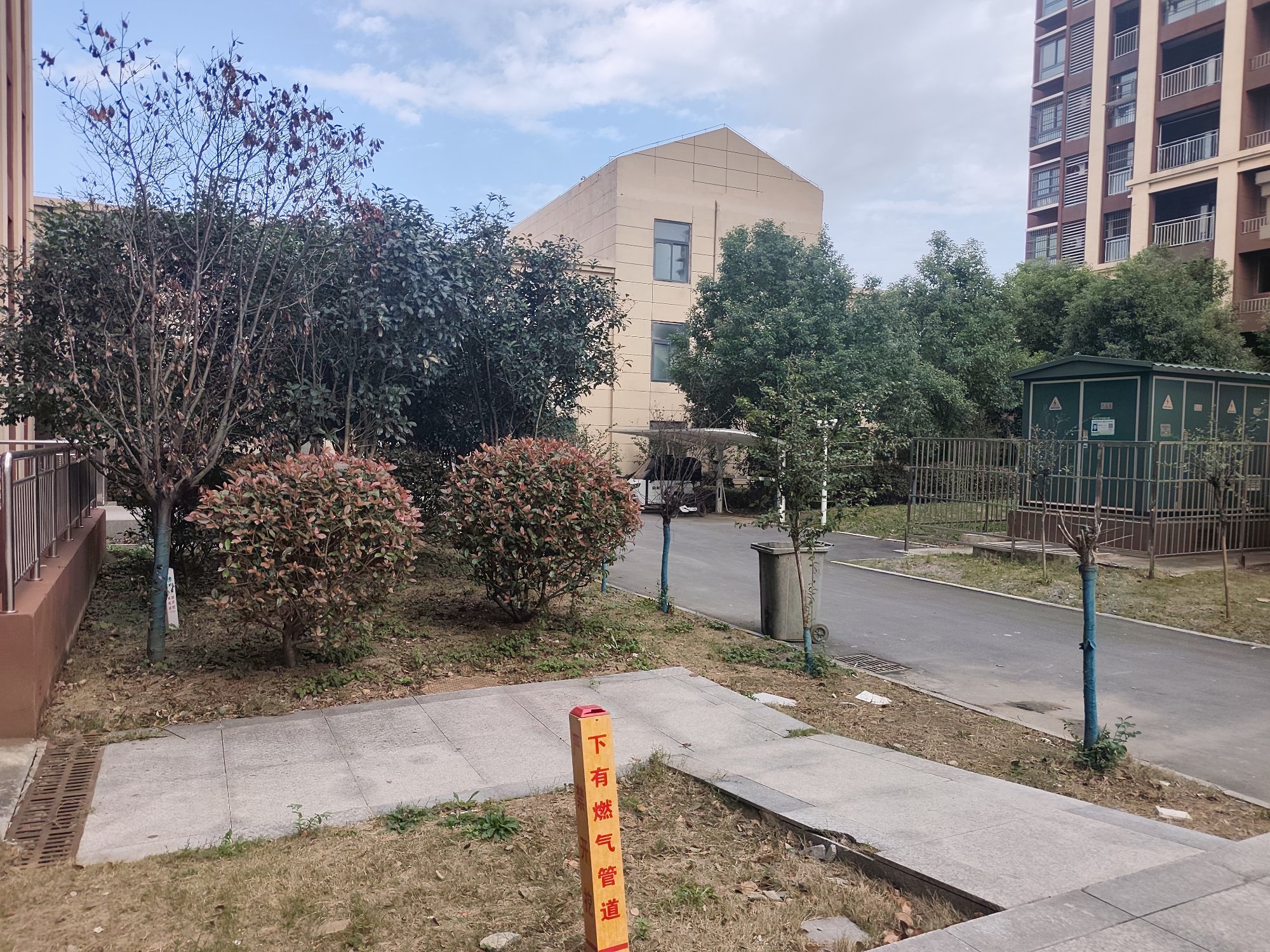 万盛阳光城市 122平 三室两厅 单价2868元/平 交通便利学区房_9