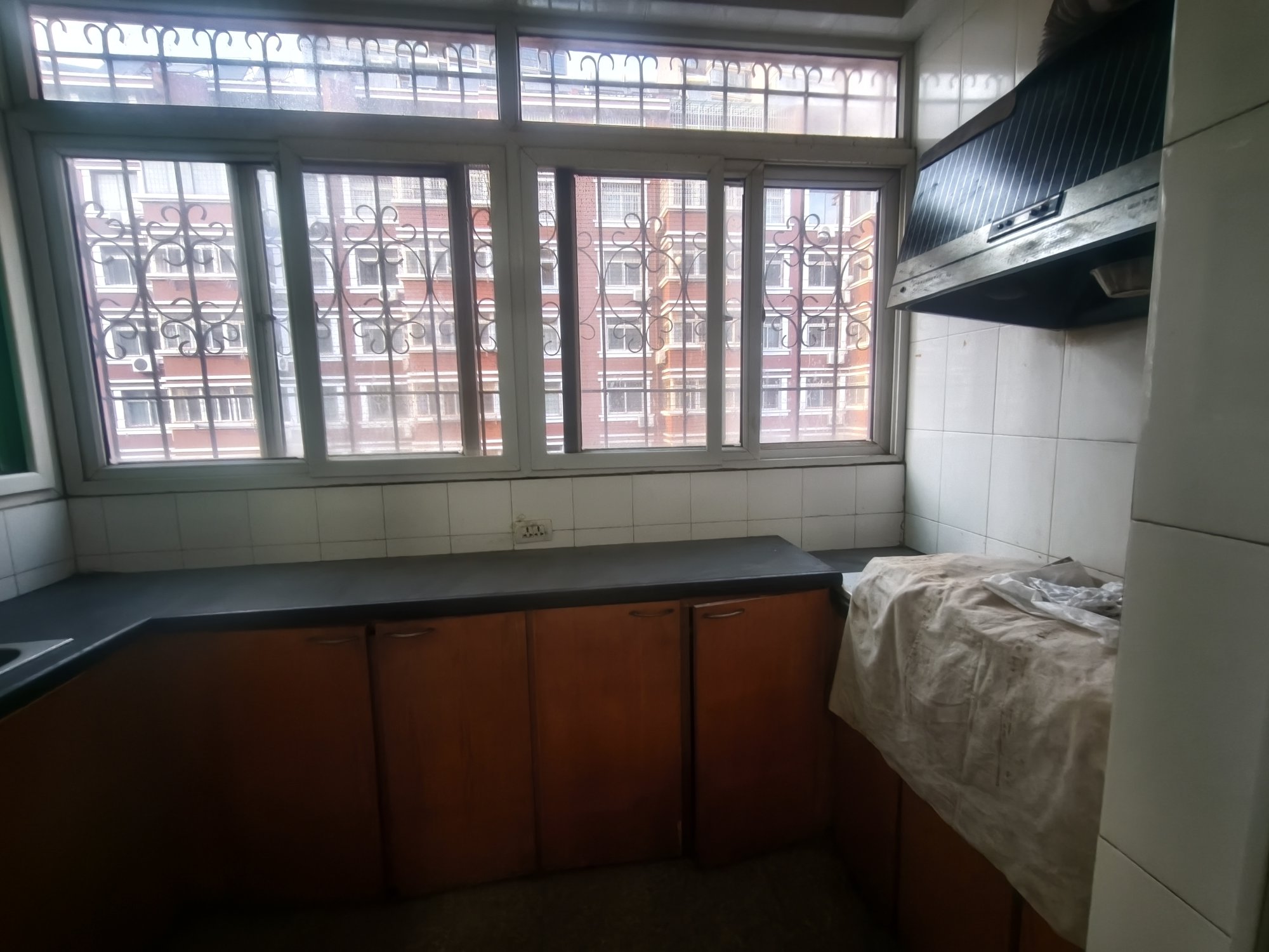 长城花园 99平 南向三居 学区房 交通便利_9