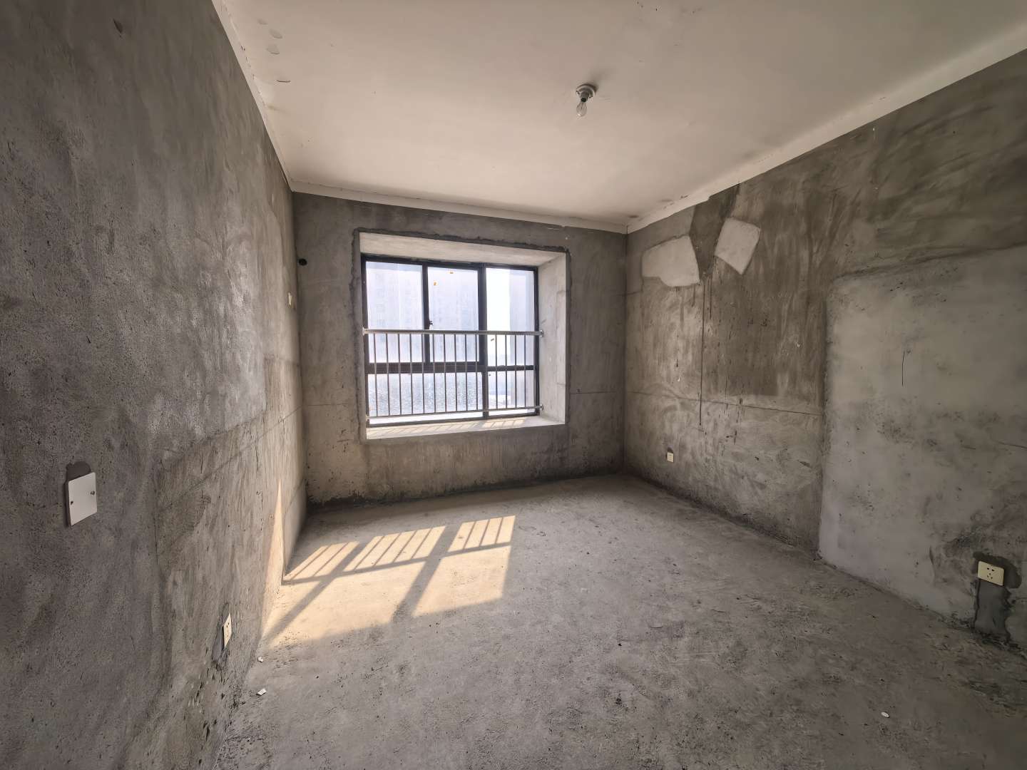 山南壹号 142平 四室两厅 满两年 毛坯房 单价5070元/平_6