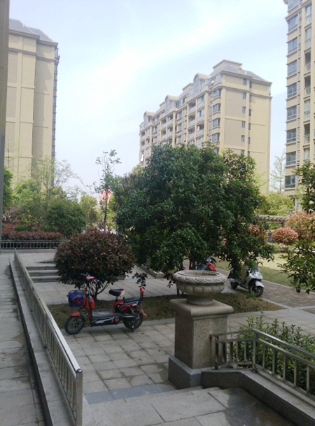 山南志高壹代城毛坯126平出售-淮南山南新区二手房-安徽淮南朝阳房产