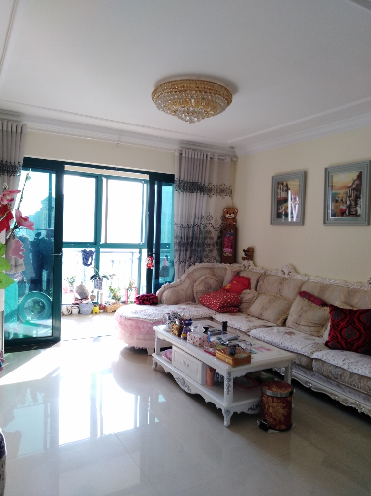 山南恒大绿洲126平方精装修出售