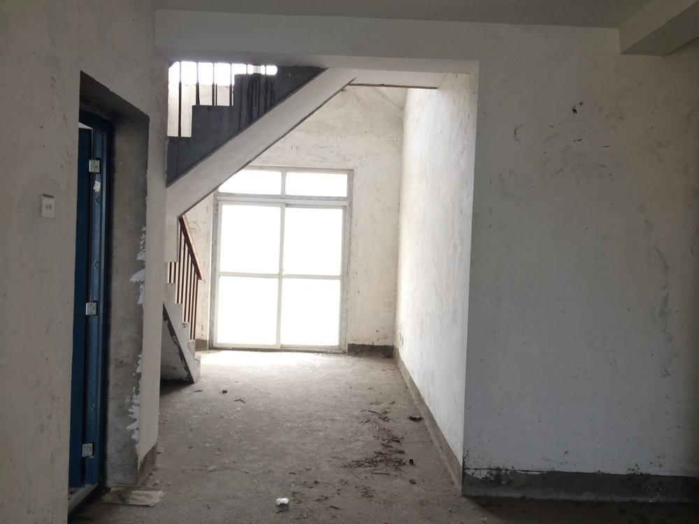 田东小区126平跃层全新毛坯出售-淮南田家庵区租房-安徽淮南朝阳房产