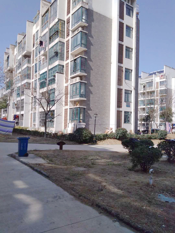 八公山新村j区69平方米