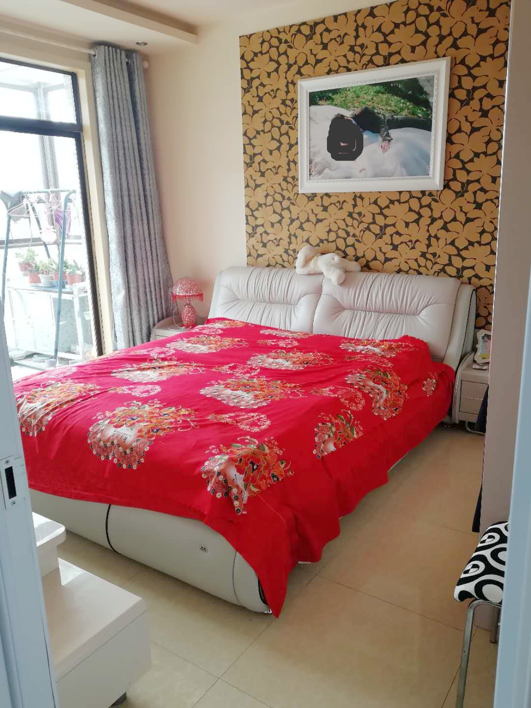 上品印象93平米3室精装出售