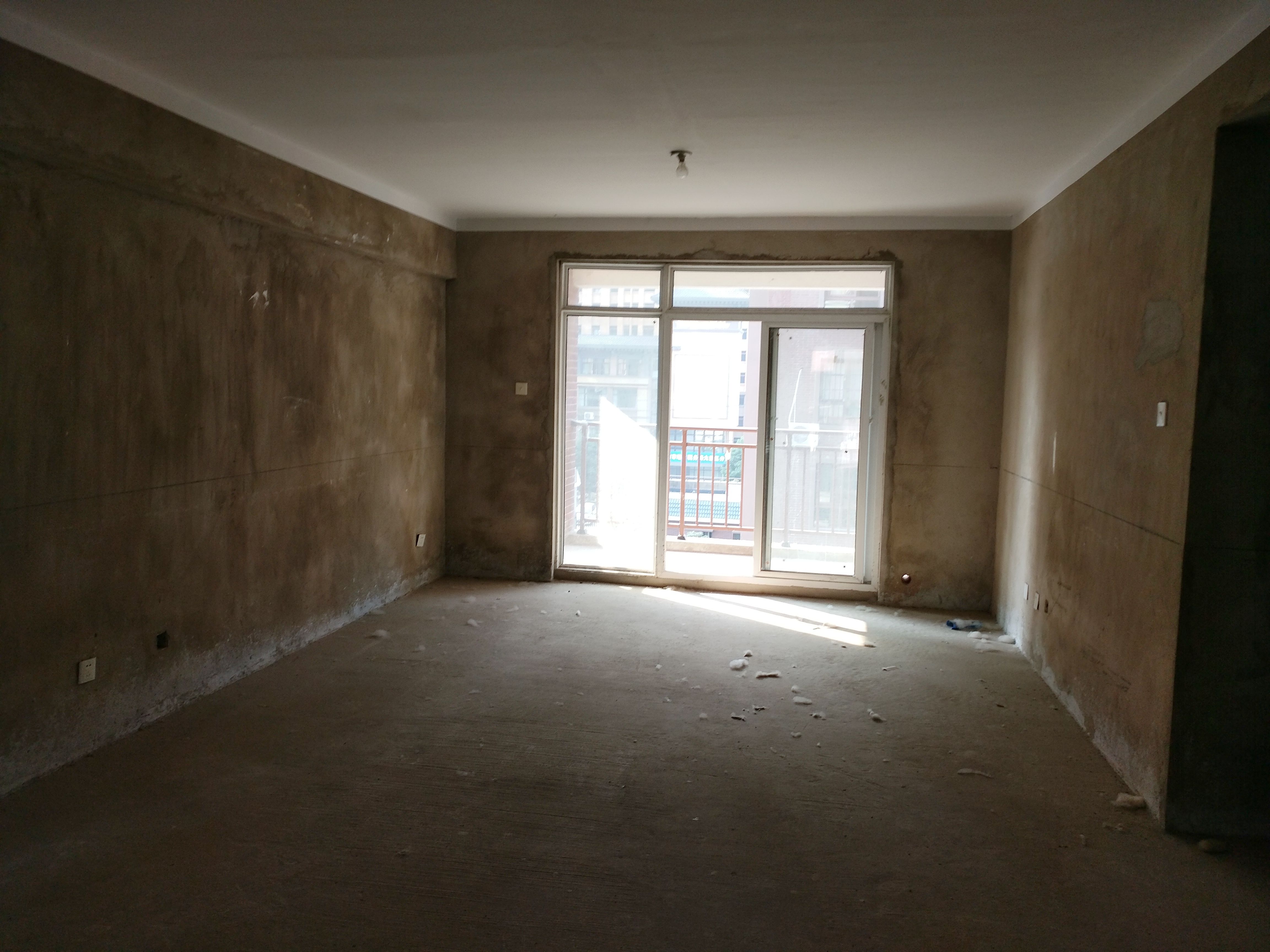 瀚城二期多层五楼毛坯房出售